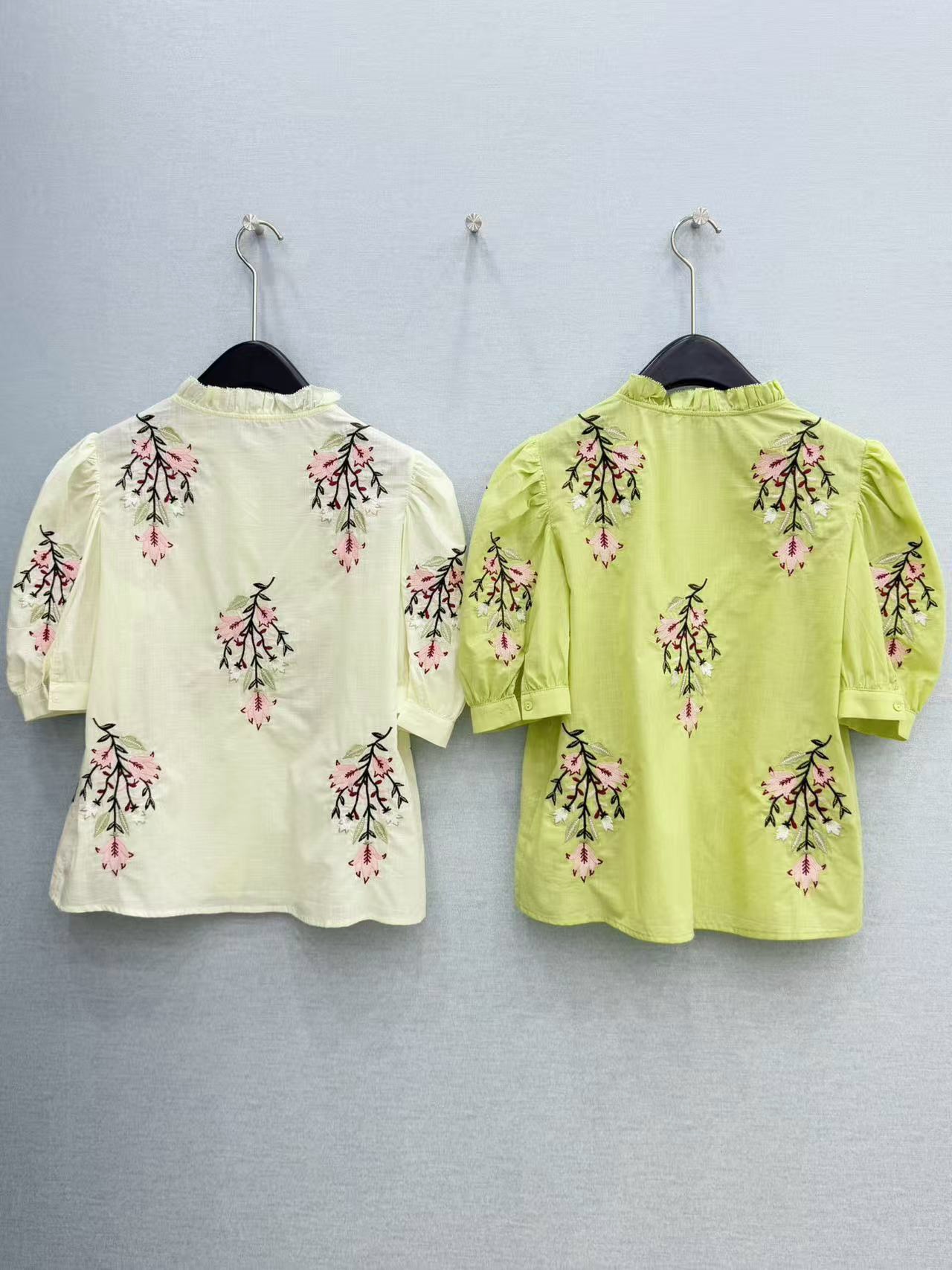 🛒𝐍𝐄𝐖 · 𝟐𝟎𝟐6/爆款现货原单品质 小众*｜2026新品刺绣衬衫精致版型，高级肌理细腻 极简主义常