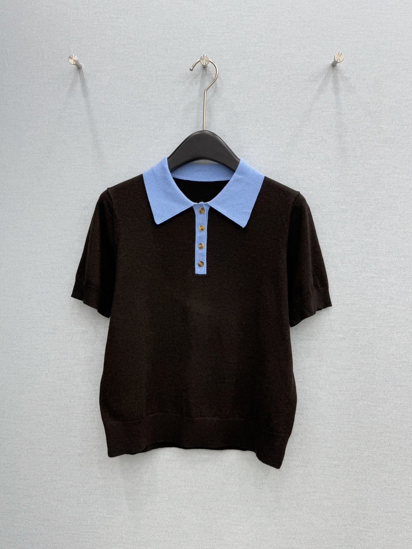 🛒𝐍𝐄𝐖 · 𝟐𝟎𝟐6/爆款现货【原单品质】 小众｜26新品羊毛针织短袖王炸单品，精致常规版型上身巨显瘦