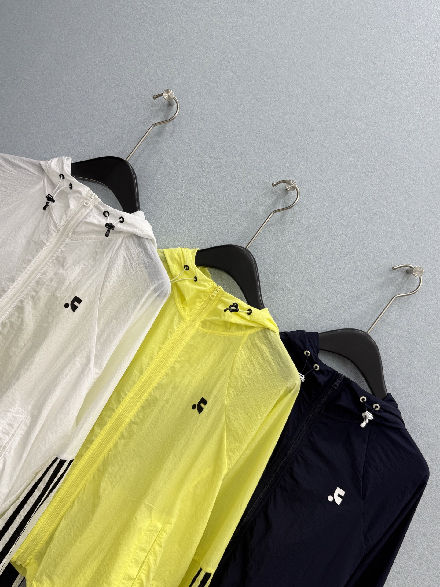 🛒𝐍𝐄𝐖 · 𝟐𝟎𝟐6/爆款现货【春夏上新】 设计师小众｜2026新款防晒外套高端订制面料，百搭版型 ，