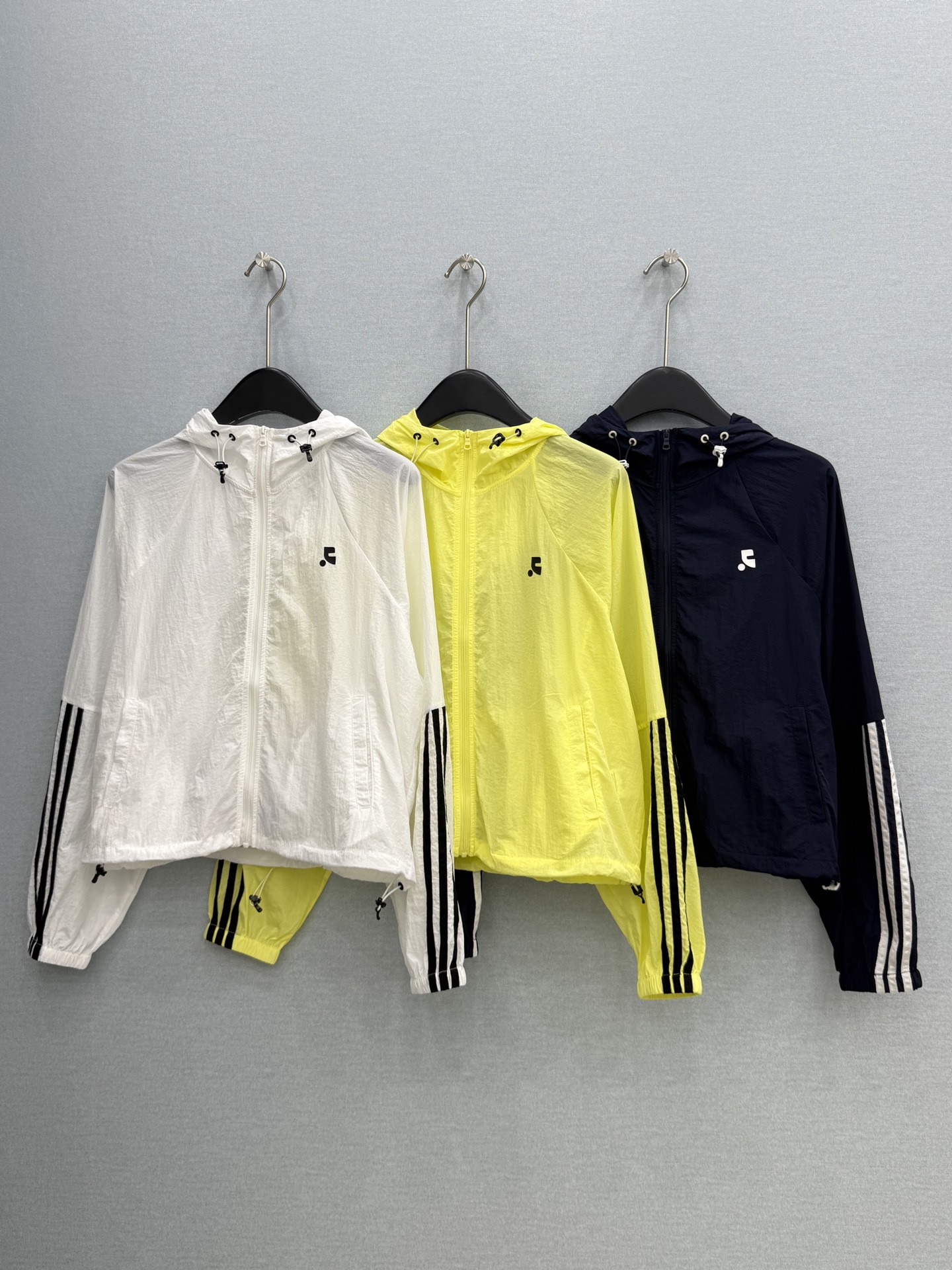 🛒𝐍𝐄𝐖 · 𝟐𝟎𝟐6/爆款现货【春夏上新】 设计师小众｜2026新款防晒外套高端订制面料，百搭版型 ，
