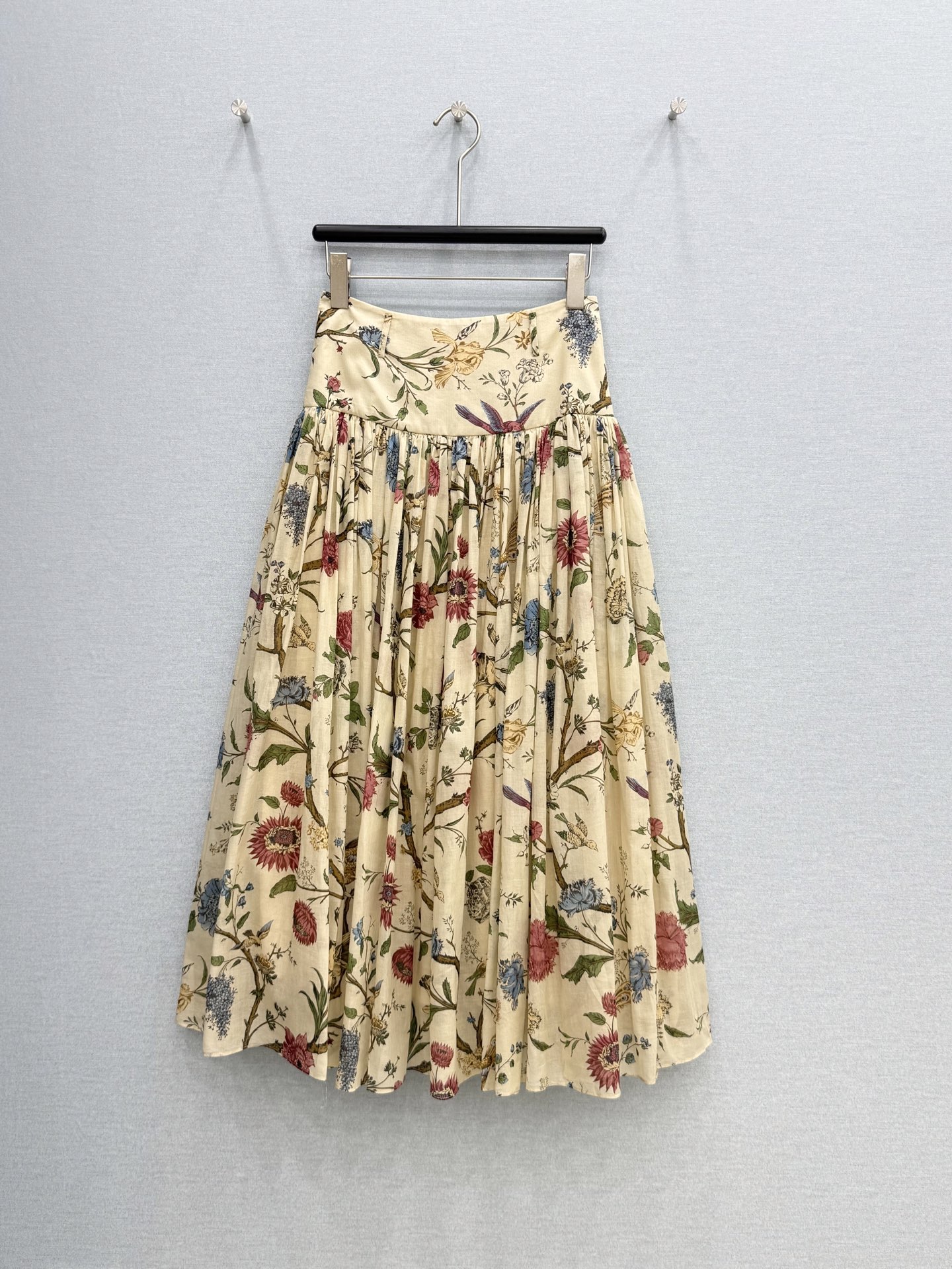 🛒𝐍𝐄𝐖 · 𝟐𝟎𝟐6/爆款现货原单品质 小众*｜2026新品翻领长款花鸟印花长半裙精致宽松版型，高级肌