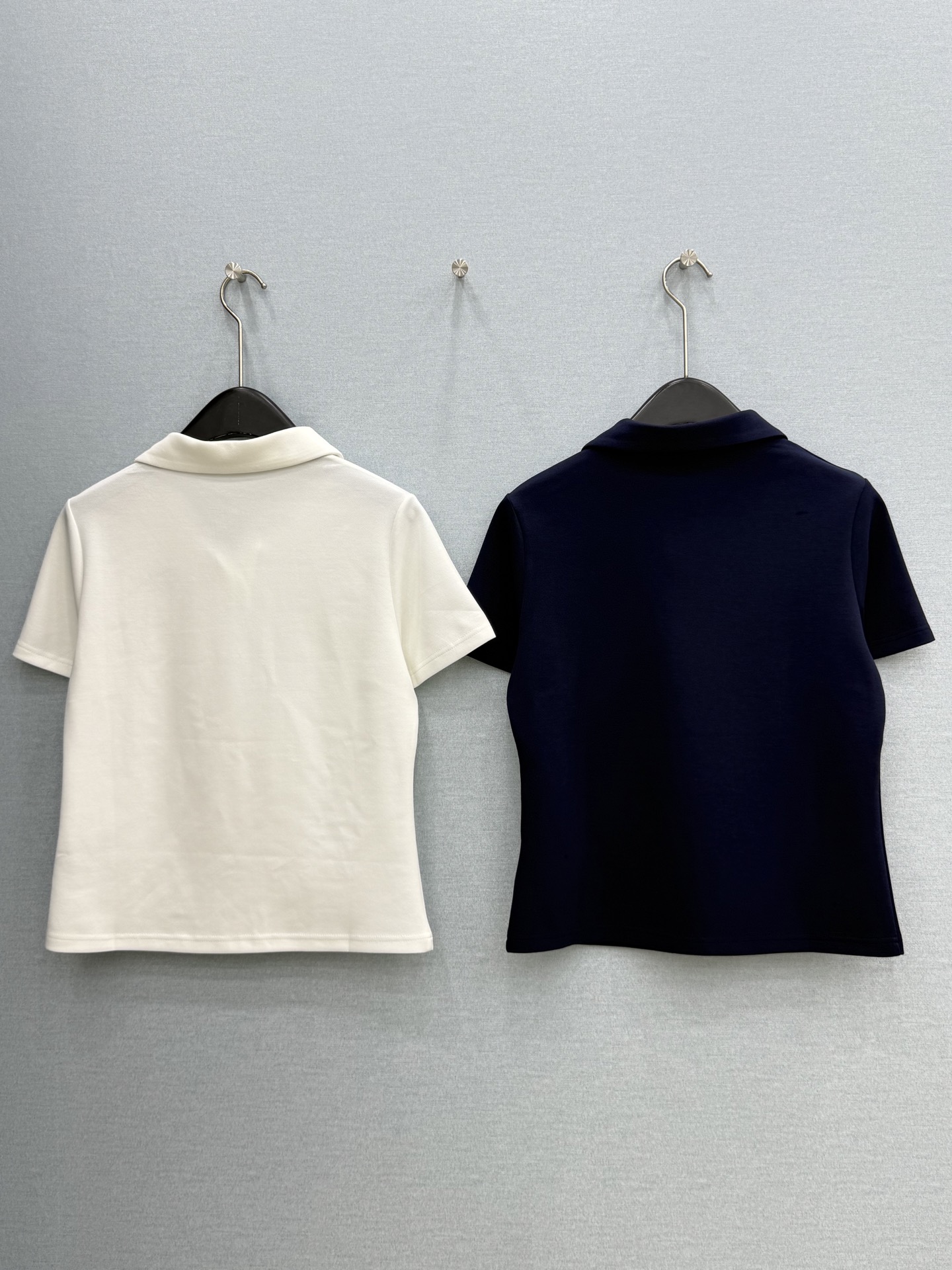 🛒𝐍𝐄𝐖 · 𝟐𝟎𝟐6/爆款现货原单品质 小众*｜26马年限定新品polo短袖T恤精致版型上身巨显瘦！定