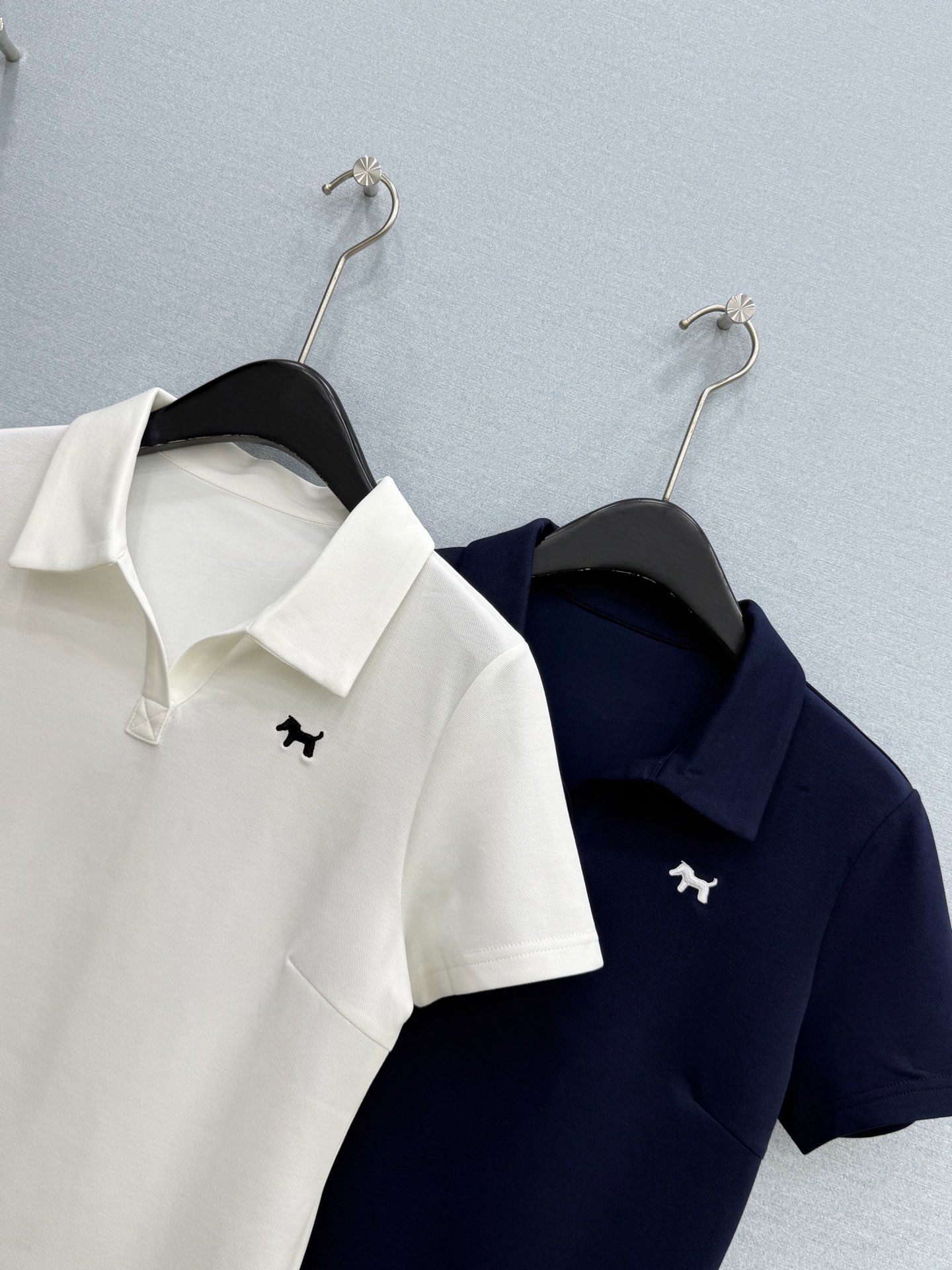 🛒𝐍𝐄𝐖 · 𝟐𝟎𝟐6/爆款现货原单品质 小众*｜26马年限定新品polo短袖T恤精致版型上身巨显瘦！定