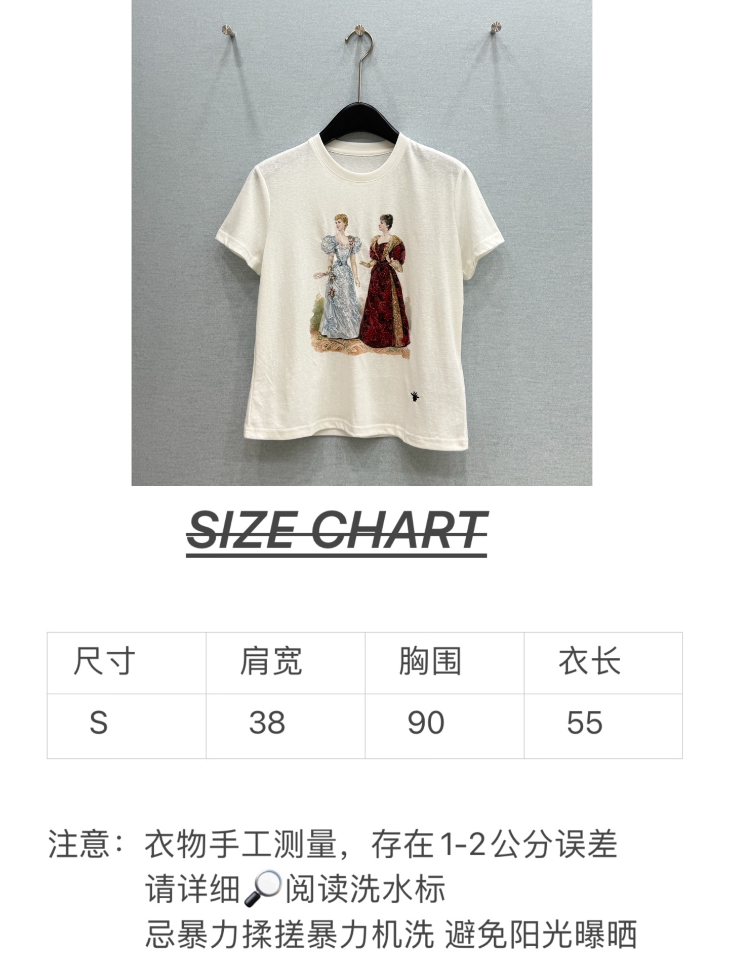 🛒𝐍𝐄𝐖 · 𝟐𝟎𝟐6/爆款现货原单品质 小众*｜精致印花订珠短袖T恤高订面料 亲肤透气舒适标志性字母图