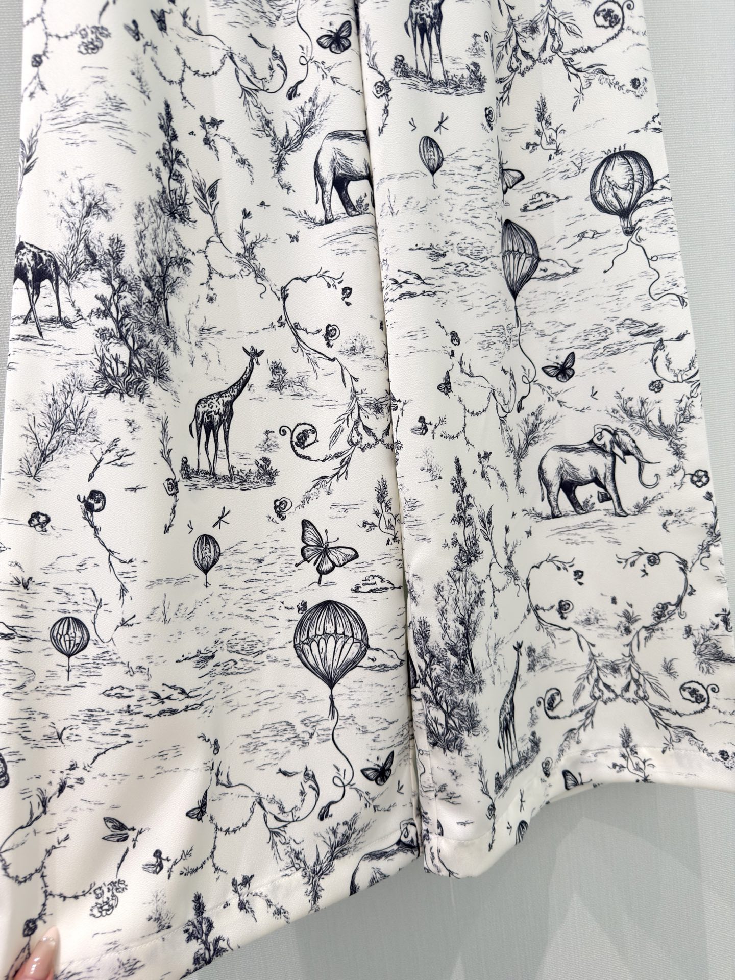 🛒𝐍𝐄𝐖 · 𝟐𝟎𝟐6/爆款现货原单品质 小众*｜2026新品印花休闲裤常规设计 经典图文 高级肌理细腻