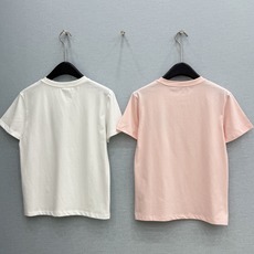 🛒𝐍𝐄𝐖 · 𝟐𝟎𝟐6/爆款现货原单品质 Loe*|26新品刺绣短袖T恤精致宽松版型上身巨显瘦!男女同 🛒𝐍𝐄𝐖 · 𝟐𝟎𝟐6/爆款现货原单品质 Loe*|26新品刺绣短袖T恤精致宽松版型上身巨显瘦!男女同