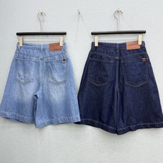 🛒𝐍𝐄𝐖 · 𝟐𝟎𝟐6/爆款现货原单品质 Max*|天丝棉百慕大牛仔中裤闭眼入的单品 随便一搭都气质感 🛒𝐍𝐄𝐖 · 𝟐𝟎𝟐6/爆款现货原单品质 Max*|天丝棉百慕大牛仔中裤闭眼入的单品 随便一搭都气质感