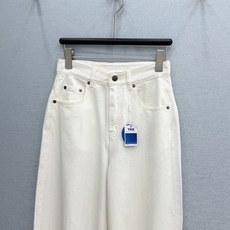 🛒𝐍𝐄𝐖 · 𝟐𝟎𝟐6/爆款现货【原单品质】MO&C*|订制毛边牛仔裤采用高端定制面料,牛仔穿起来非常舒 🛒𝐍𝐄𝐖 · 𝟐𝟎𝟐6/爆款现货【原单品质】MO&C*|订制毛边牛仔裤采用高端定制面料,牛仔穿起来非常舒