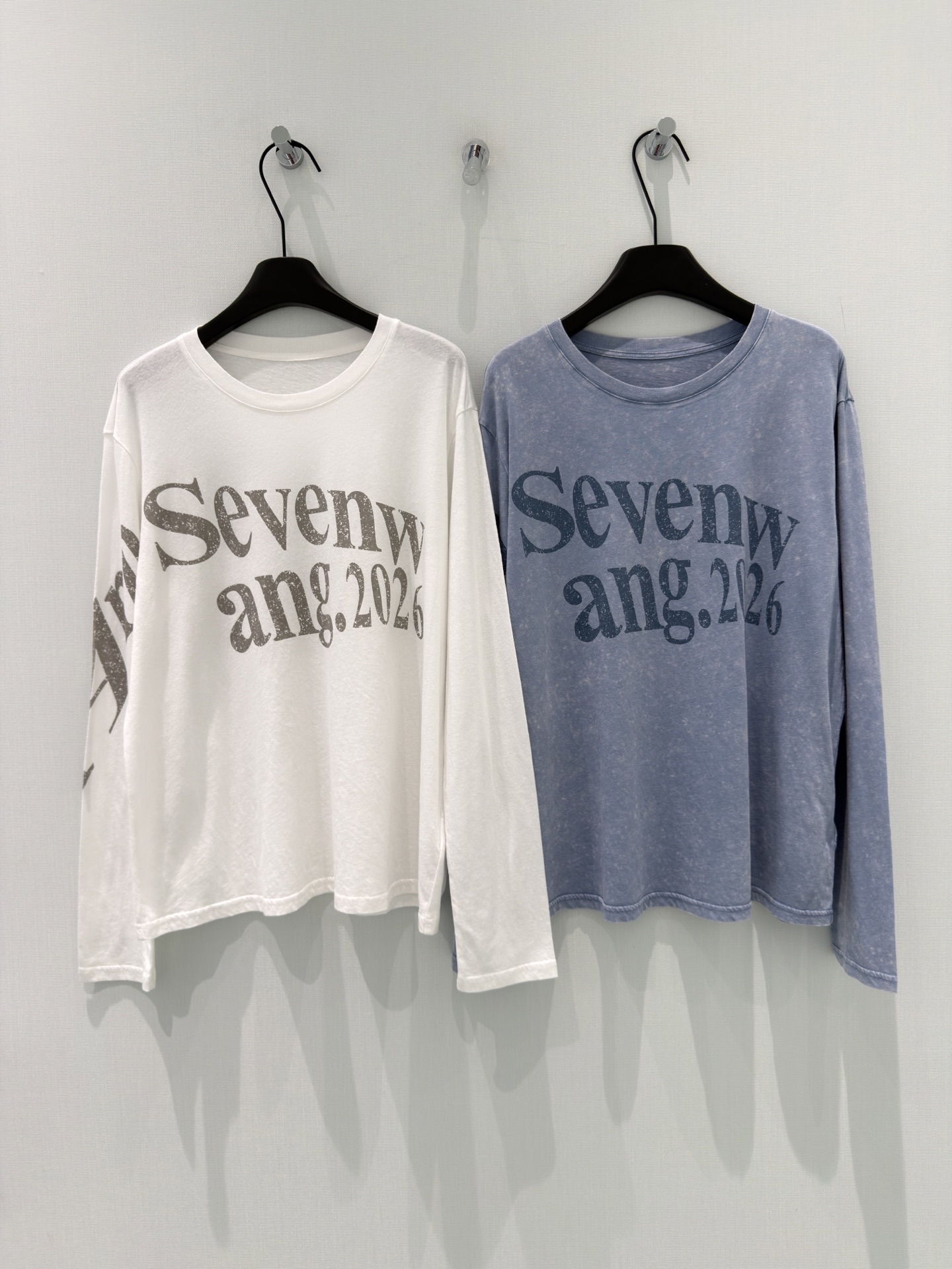 🛒𝐍𝐄𝐖 · 𝟐𝟎𝟐6/爆款现货【春夏上新】 设计师小众｜2026新款长袖棉麻印花字母防晒T恤高端订制面
