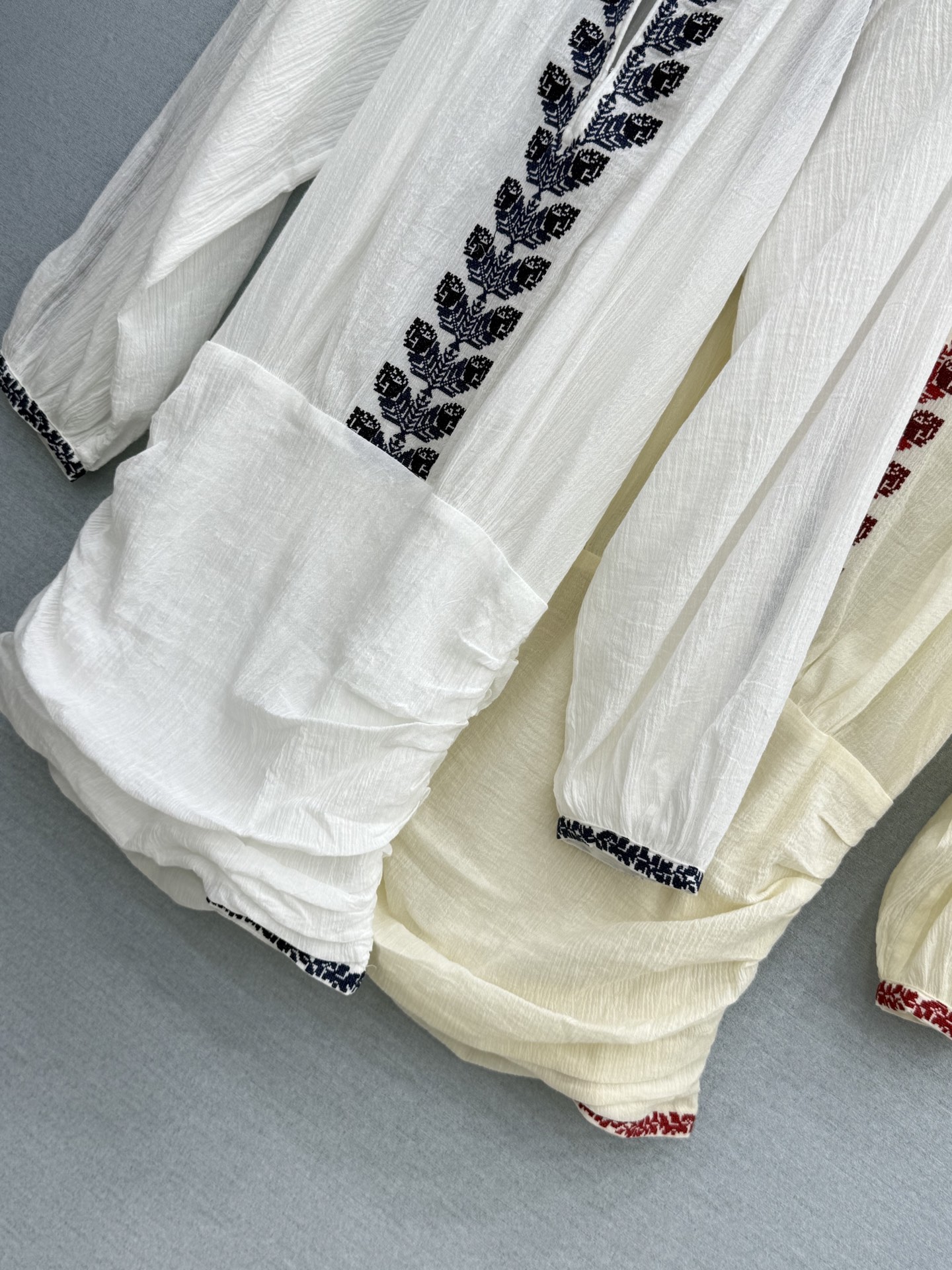 🛒𝐍𝐄𝐖 · 𝟐𝟎𝟐6/爆款现货原单品质 小众*｜2026新品波西米亚撞色刺绣包臀连衣裙高端设计 高级肌