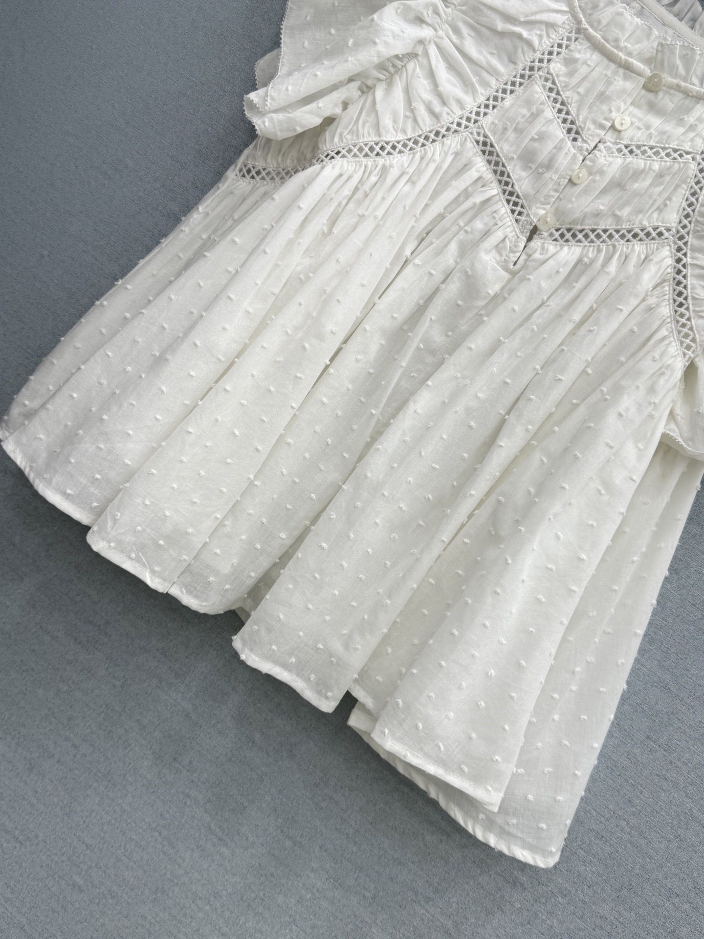 🛒𝐍𝐄𝐖 · 𝟐𝟎𝟐6/爆款现货原单品质 小众*｜2026新品飞飞袖衬衫高端设计 高级肌理细腻 极简主义