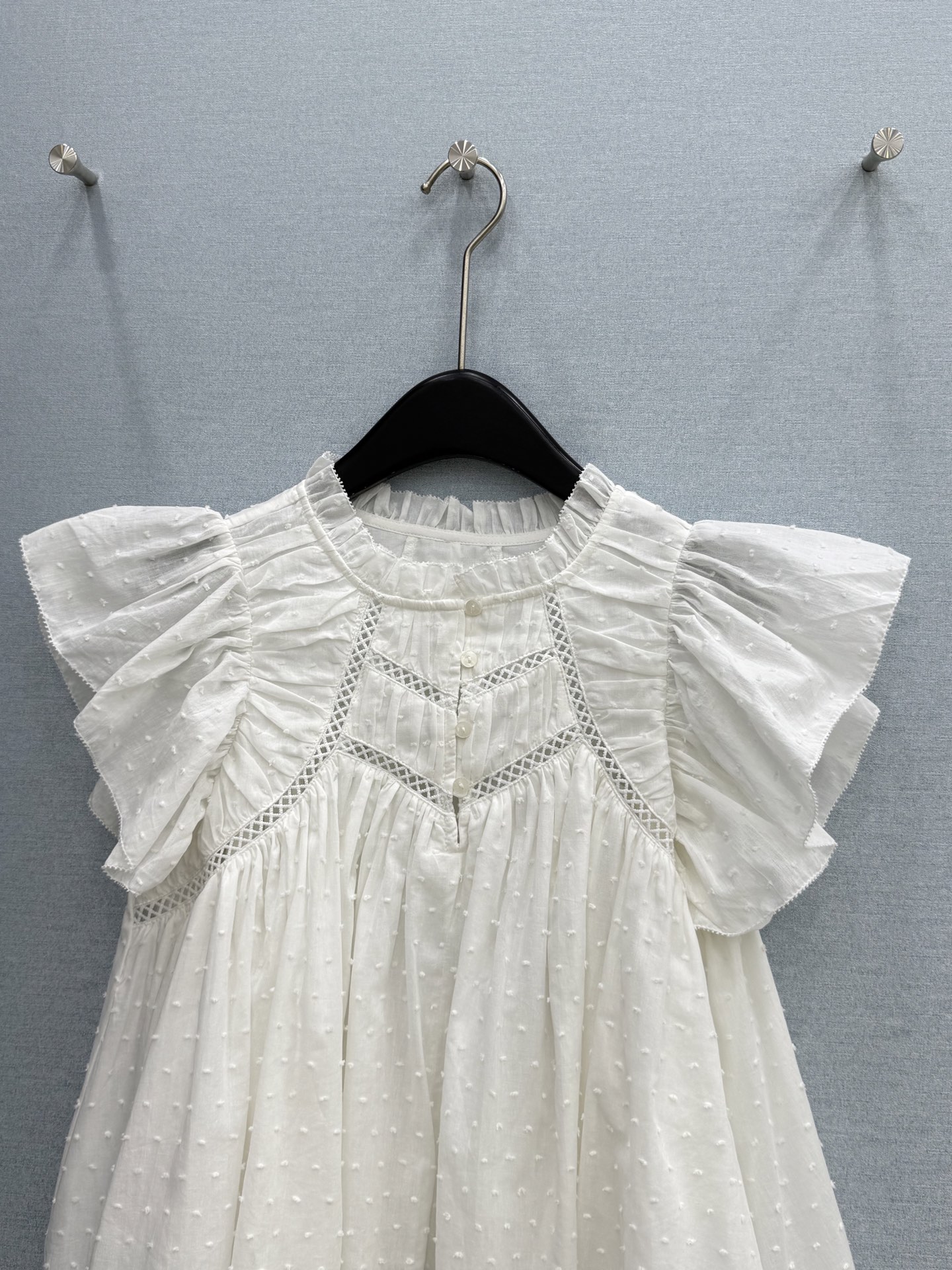 🛒𝐍𝐄𝐖 · 𝟐𝟎𝟐6/爆款现货原单品质 小众*｜2026新品飞飞袖衬衫高端设计 高级肌理细腻 极简主义