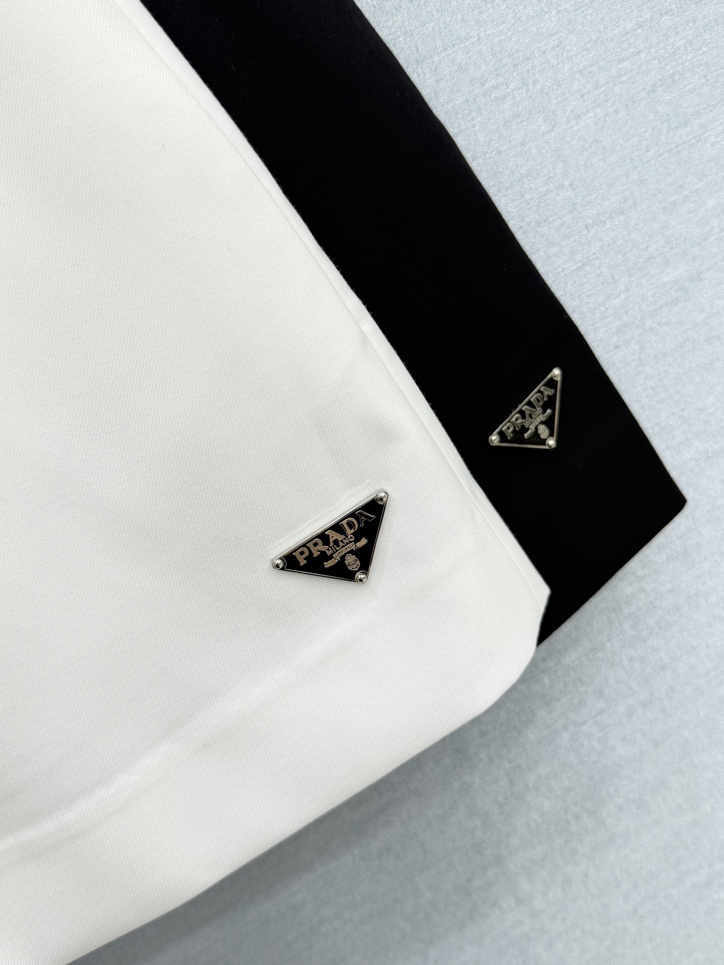 🛒𝐍𝐄𝐖 · 𝟐𝟎𝟐6/爆款现货【春夏上新】Prad*｜26新款织带拼接休闲半裙（带内衬）气质百搭爆单款