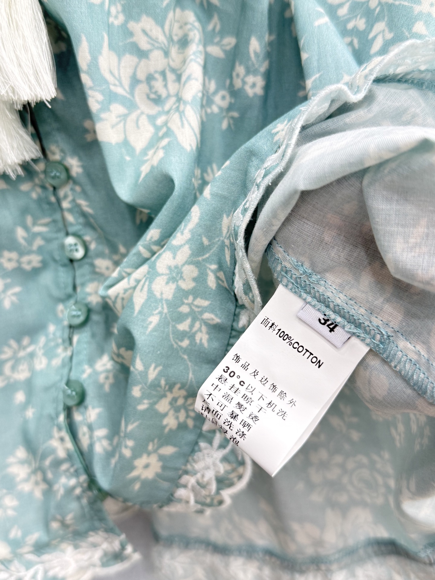 🛒𝐍𝐄𝐖 · 𝟐𝟎𝟐6/爆款现货原单品质 小众*｜2026新品刺绣花边碎花衬衫精致版型，高级肌理细腻 极