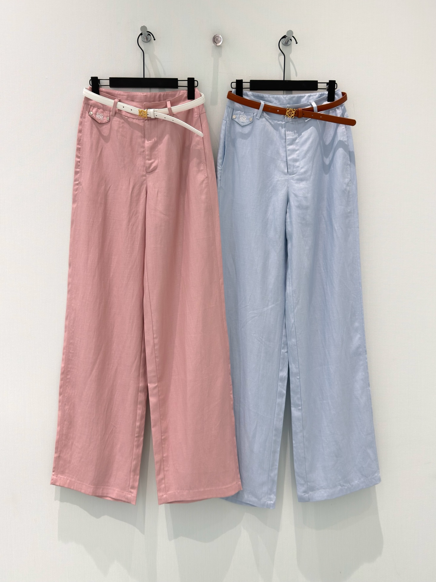 🛒𝐍𝐄𝐖 · 𝟐𝟎𝟐6/爆款现货【春夏上新】设计师｜26新品亚麻休闲裤高端定制腰带装饰 刺绣小盖袋长裤极