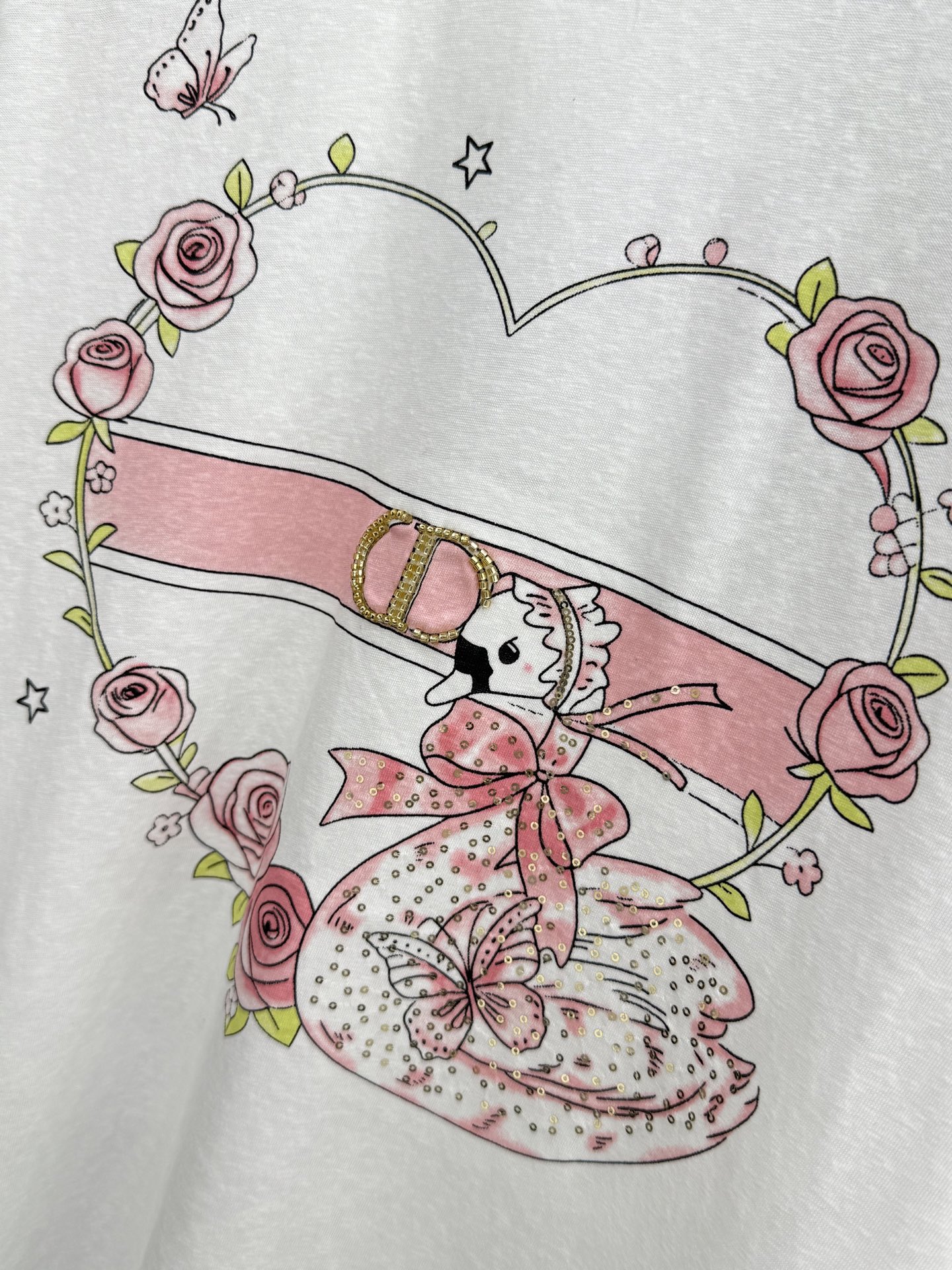 🛒𝐍𝐄𝐖 · 𝟐𝟎𝟐6/爆款现货【春夏上新】 Dio*｜2026新款印花订珠字母T恤高订面料，百搭版型 