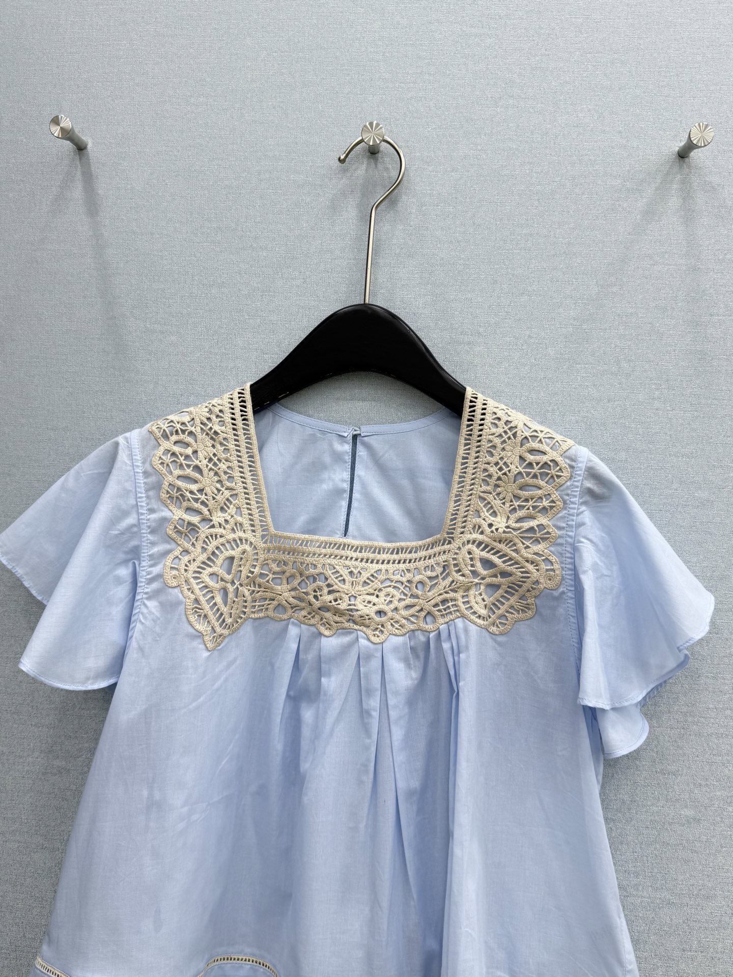 🛒𝐍𝐄𝐖 · 𝟐𝟎𝟐6/爆款现货原单品质  小众*｜2026新品水溶拼接珊瑚绣衬衫精致版型，高级肌理细腻