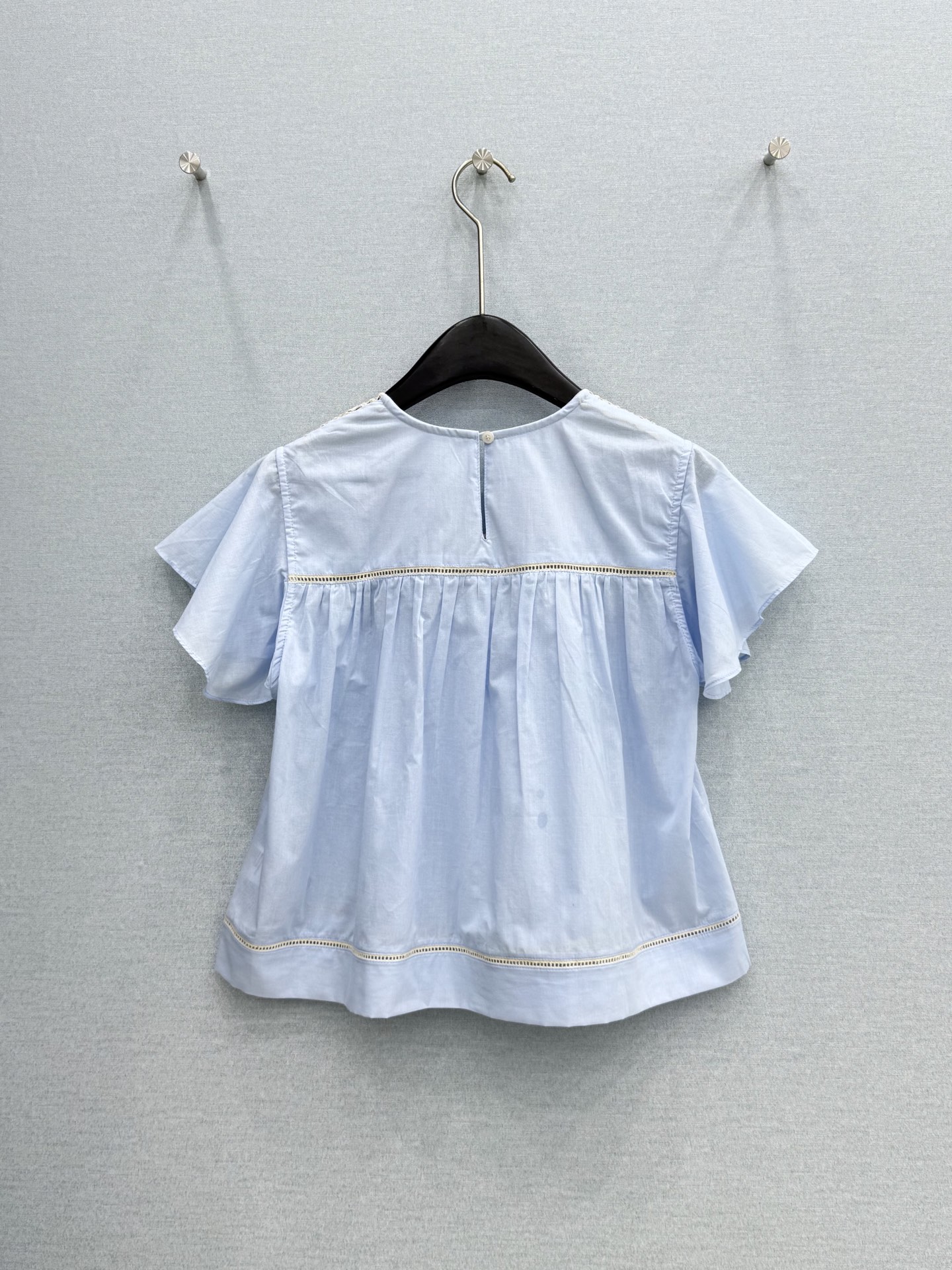 🛒𝐍𝐄𝐖 · 𝟐𝟎𝟐6/爆款现货原单品质  小众*｜2026新品水溶拼接珊瑚绣衬衫精致版型，高级肌理细腻