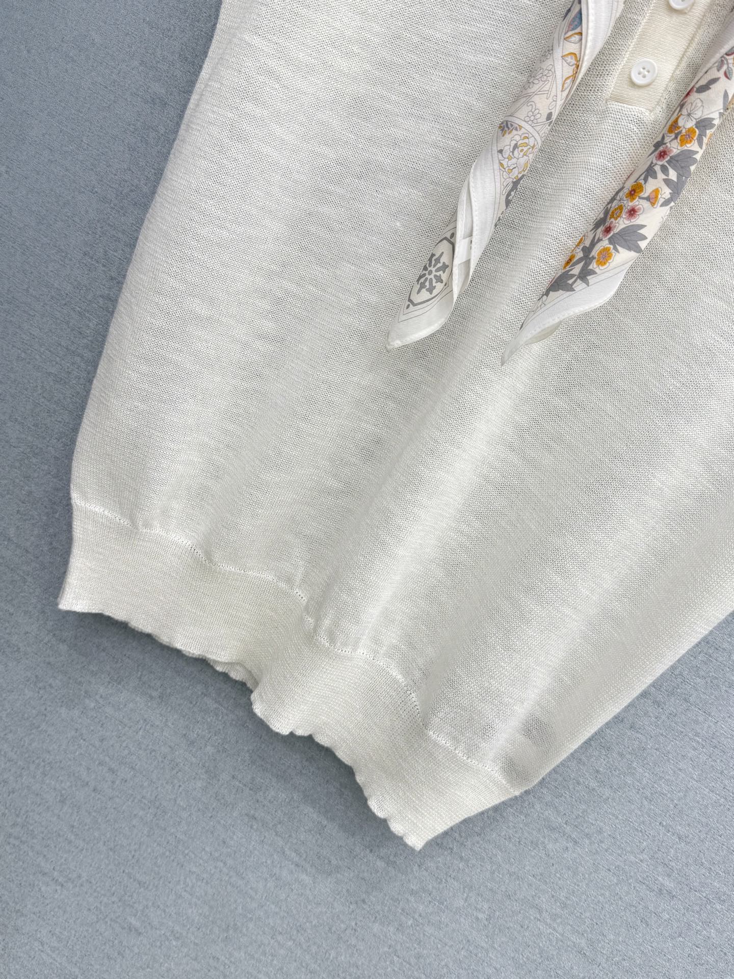 🛒𝐍𝐄𝐖 · 𝟐𝟎𝟐6/爆款现货高端订制  LP ｜26新品丝巾装饰针织衫王炸单品，精致常规版型上身巨显