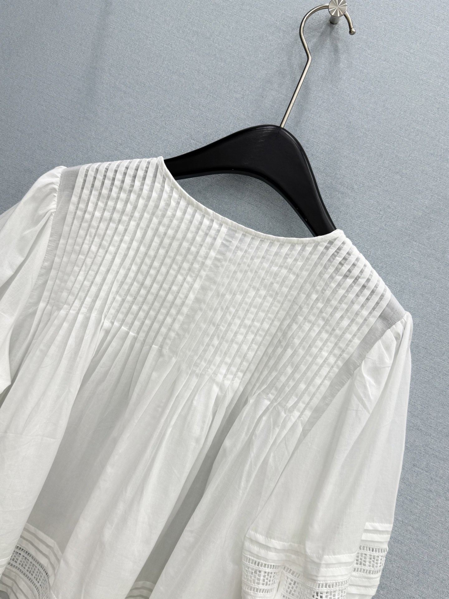 🛒𝐍𝐄𝐖 · 𝟐𝟎𝟐6/爆款现货原单品质 拉夫*｜2026新品排扣打条刺绣衬衫精致版型，高级肌理细腻 极