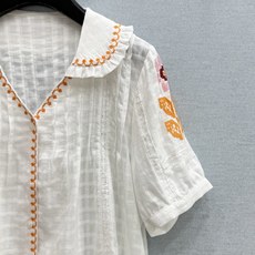 🛒𝐍𝐄𝐖 · 𝟐𝟎𝟐6/爆款现货原单品质 小众*|2026新品娃娃领绣边打条短袖衬衫精致版型,高级肌理 🛒𝐍𝐄𝐖 · 𝟐𝟎𝟐6/爆款现货原单品质 小众*|2026新品娃娃领绣边打条短袖衬衫精致版型,高级肌理