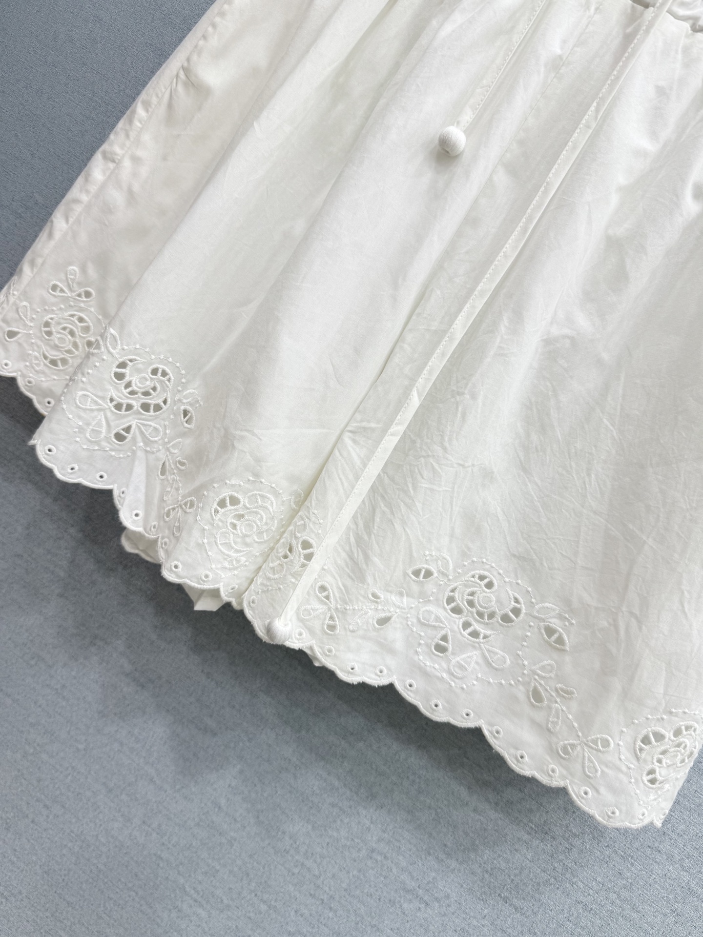 🛒𝐍𝐄𝐖 · 𝟐𝟎𝟐6/爆款现货原单品质 小众*|2026新品镂空水溶刺绣短裤 系列款精致版型,高端设 🛒𝐍𝐄𝐖 · 𝟐𝟎𝟐6/爆款现货原单品质 小众*|2026新品镂空水溶刺绣短裤 系列款精致版型,高端设