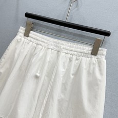 🛒𝐍𝐄𝐖 · 𝟐𝟎𝟐6/爆款现货原单品质 小众*|2026新品镂空水溶刺绣短裤 系列款精致版型,高端设 🛒𝐍𝐄𝐖 · 𝟐𝟎𝟐6/爆款现货原单品质 小众*|2026新品镂空水溶刺绣短裤 系列款精致版型,高端设