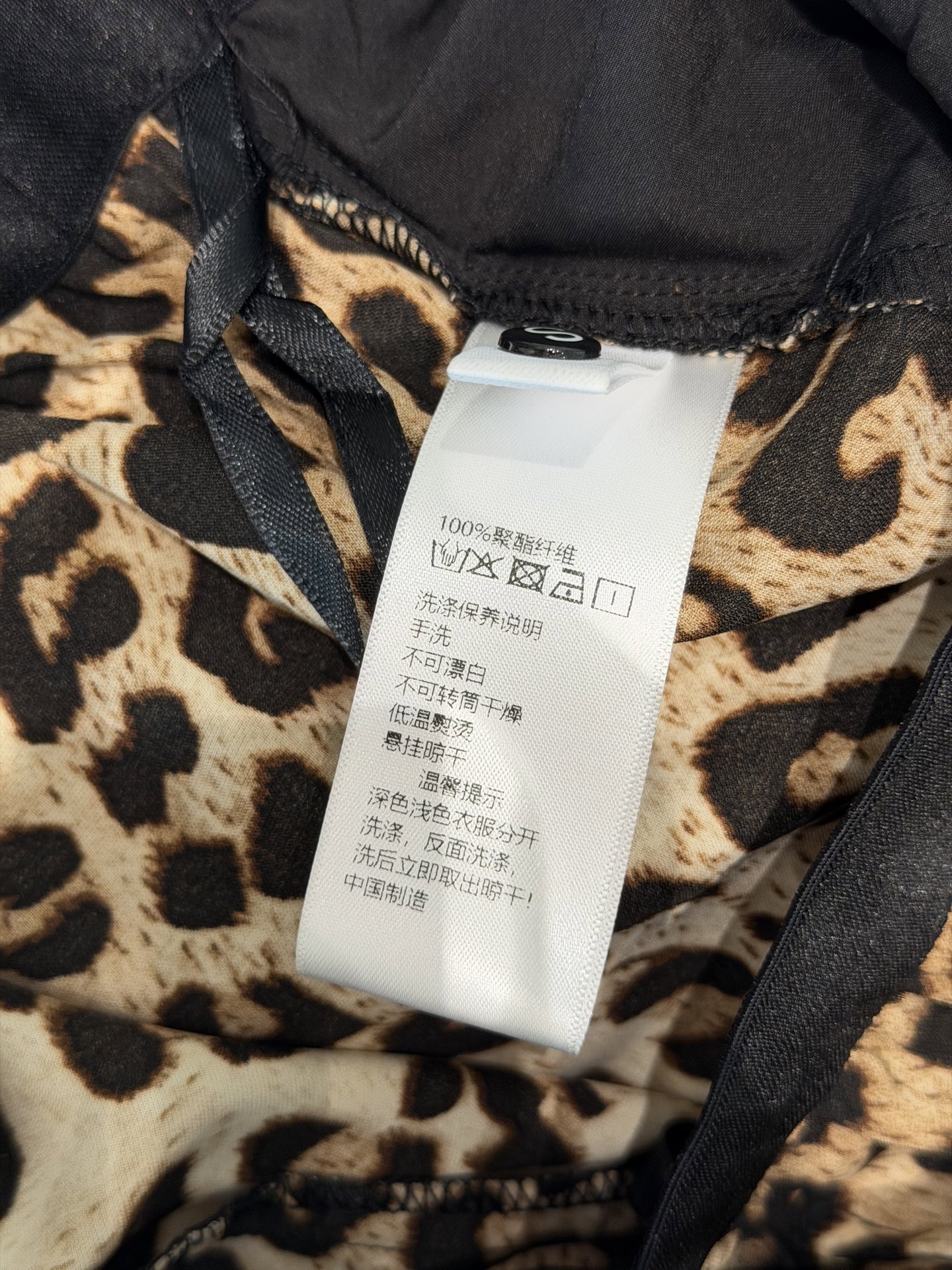 🛒𝐍𝐄𝐖 · 𝟐𝟎𝟐6/爆款现货原单品质  小众*｜2026新品松紧织带豹纹印花休闲裤常规设计  经典图