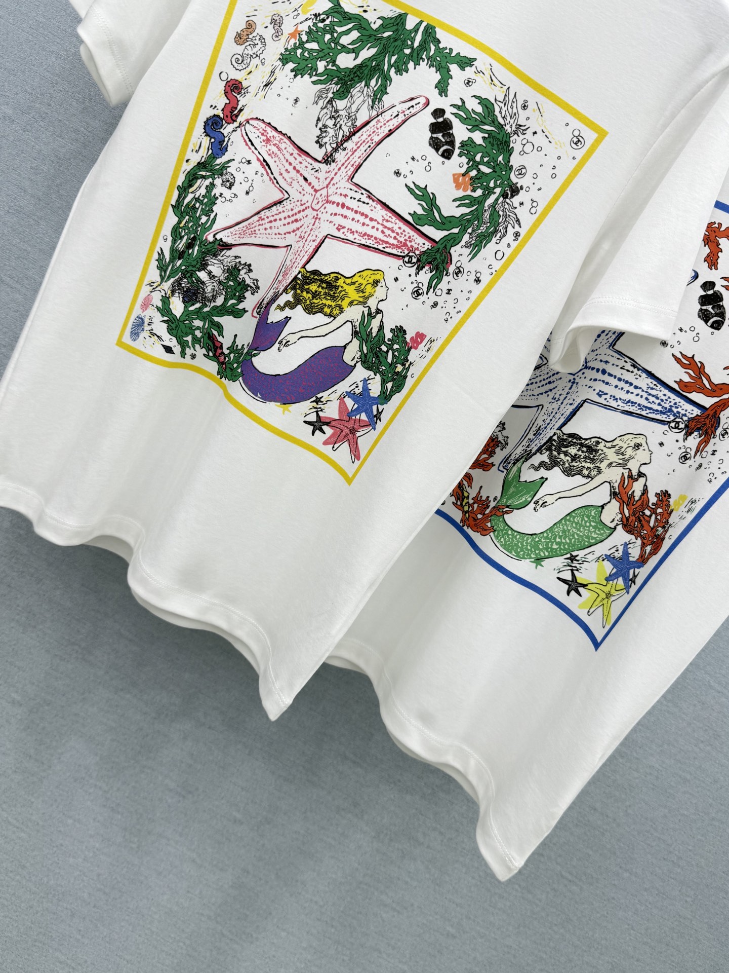 🛒𝐍𝐄𝐖 · 𝟐𝟎𝟐6/爆款现货【春夏上新】 Cha*｜2026新款印花T恤高订面料，百搭版型  ，上身