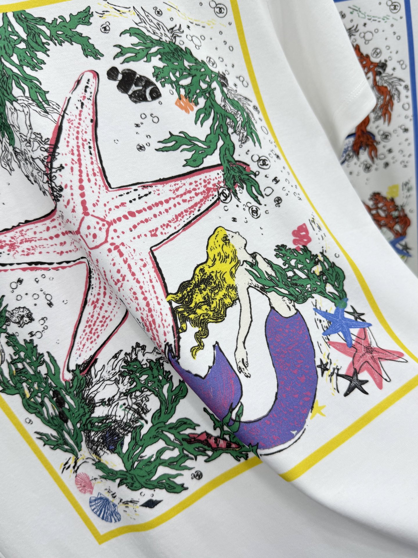 🛒𝐍𝐄𝐖 · 𝟐𝟎𝟐6/爆款现货【春夏上新】 Cha*｜2026新款印花T恤高订面料，百搭版型  ，上身