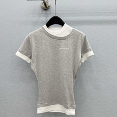 🛒𝐍𝐄𝐖 · 𝟐𝟎𝟐6/爆款现货【原版定制】Ann* |2026新品专柜圆领假两件撞色𝑇𝑒𝑒定制YB材质 🛒𝐍𝐄𝐖 · 𝟐𝟎𝟐6/爆款现货【原版定制】Ann* |2026新品专柜圆领假两件撞色𝑇𝑒𝑒定制YB材质