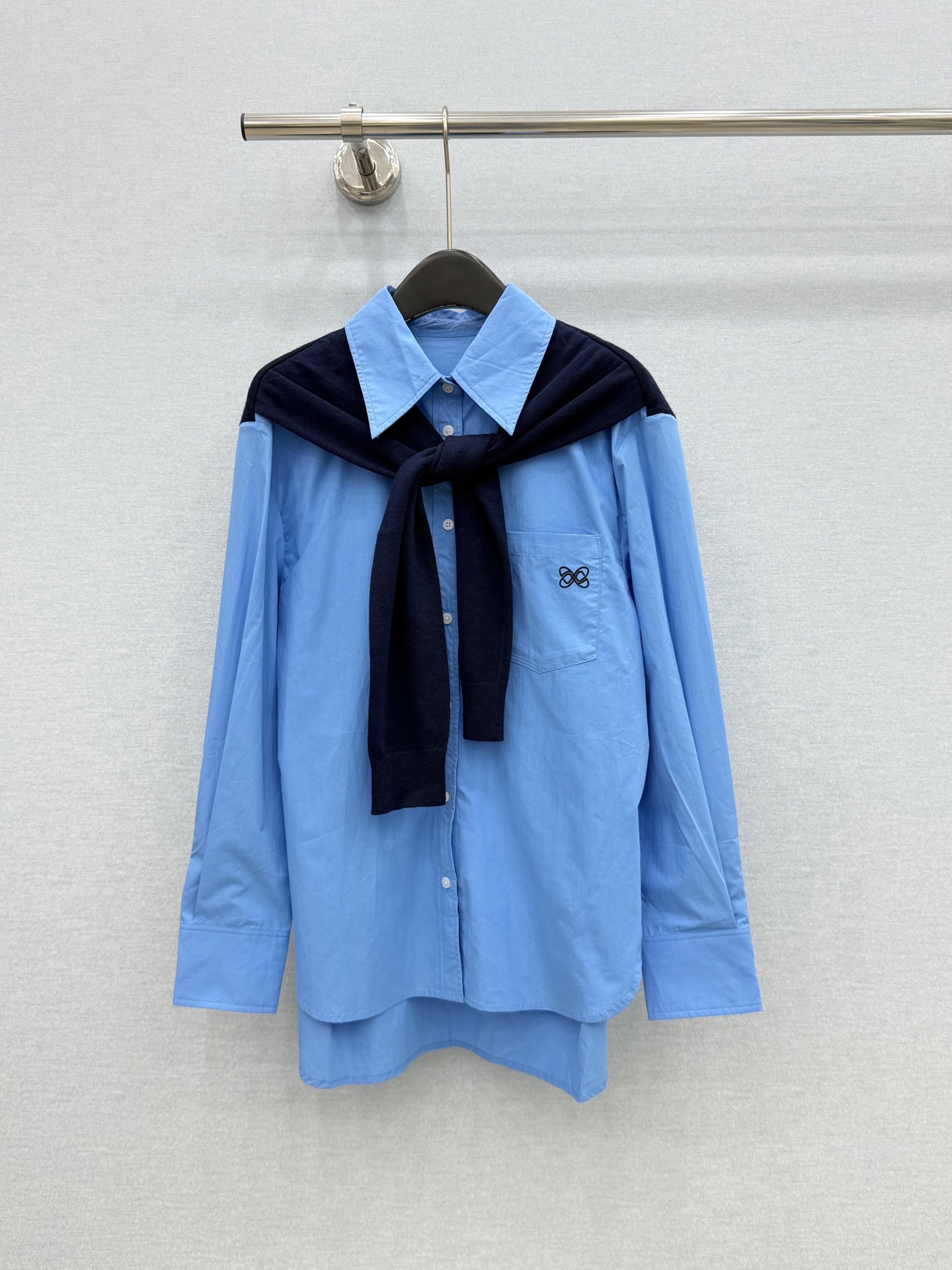 🛒𝐍𝐄𝐖 · 𝟐𝟎𝟐6/爆款现货【原版定制】Ann* ｜2026新品专柜同款针织披肩拼接假两件衬衫定制Y