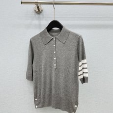 🛒𝐍𝐄𝐖 · 𝟐𝟎𝟐6/爆款现货【原版定制】Tb |2026新品专柜圆领经典Polo弹力针织衫 系列款定 🛒𝐍𝐄𝐖 · 𝟐𝟎𝟐6/爆款现货【原版定制】Tb |2026新品专柜圆领经典Polo弹力针织衫 系列款定