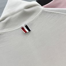 🛒𝐍𝐄𝐖 · 𝟐𝟎𝟐6/爆款现货【原版定制】Tb |2026新品专柜圆领经典Polo弹力针织衫 系列款定 🛒𝐍𝐄𝐖 · 𝟐𝟎𝟐6/爆款现货【原版定制】Tb |2026新品专柜圆领经典Polo弹力针织衫 系列款定