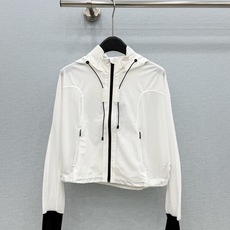 🛒𝐍𝐄𝐖 · 𝟐𝟎𝟐6/爆款现货【原单品质】 Cha*|26新款 重工网纱拼接纯色防晒带帽外套精致版型 🛒𝐍𝐄𝐖 · 𝟐𝟎𝟐6/爆款现货【原单品质】 Cha*|26新款 重工网纱拼接纯色防晒带帽外套精致版型