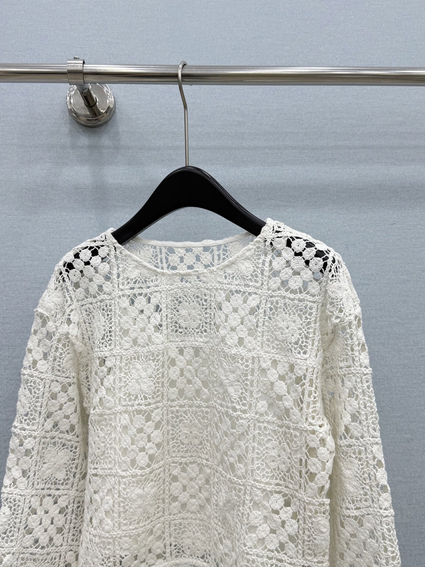 🛒𝐍𝐄𝐖 · 𝟐𝟎𝟐6/爆款现货设计师 小众｜2026新款水溶罩衫【配吊带】高订面料，百搭版型  ，上身