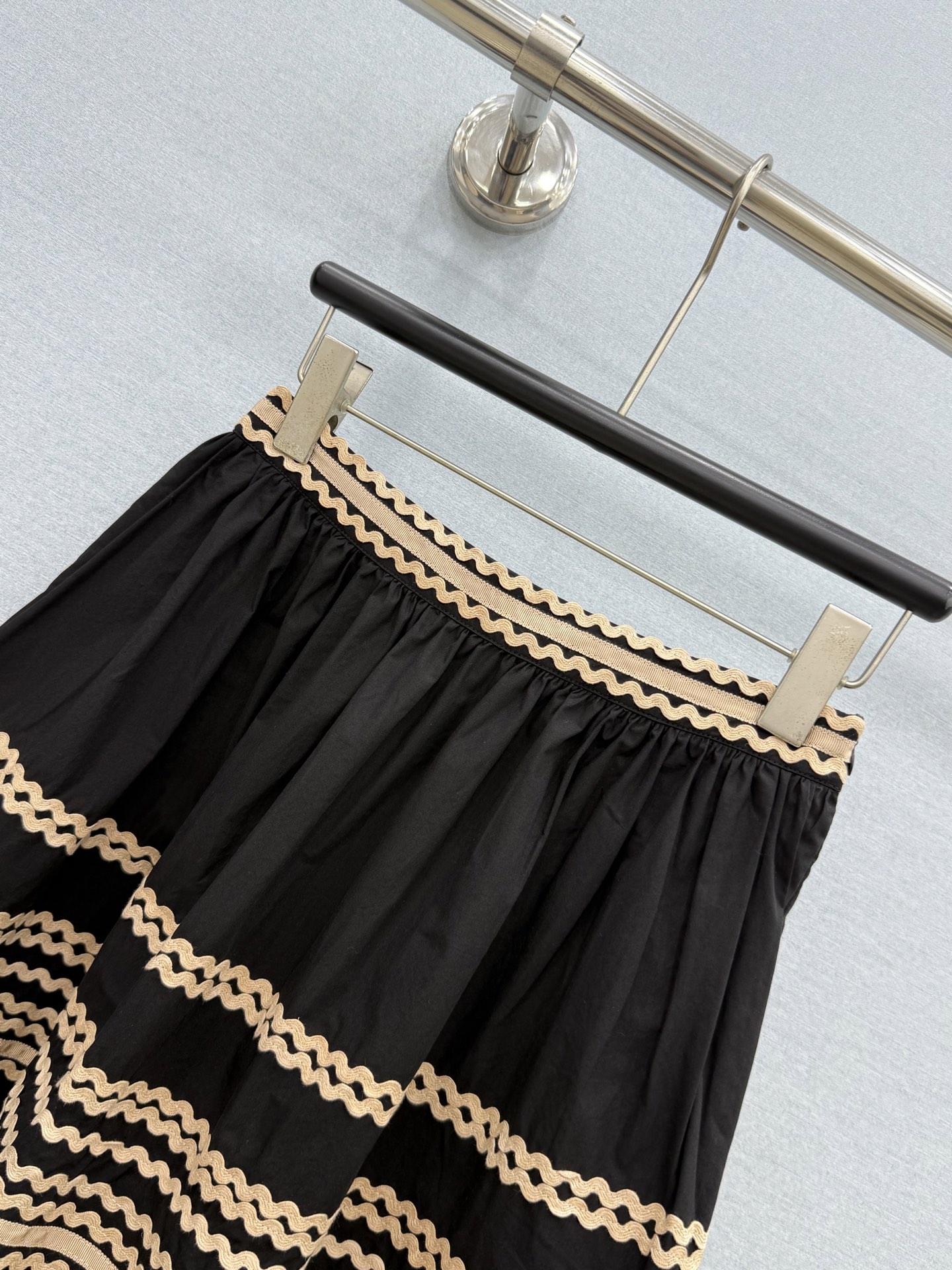🛒𝐍𝐄𝐖 · 𝟐𝟎𝟐6/爆款现货原单品质  小众*｜2026新品花边短半裙高端设计 高级肌理细腻 极简主
