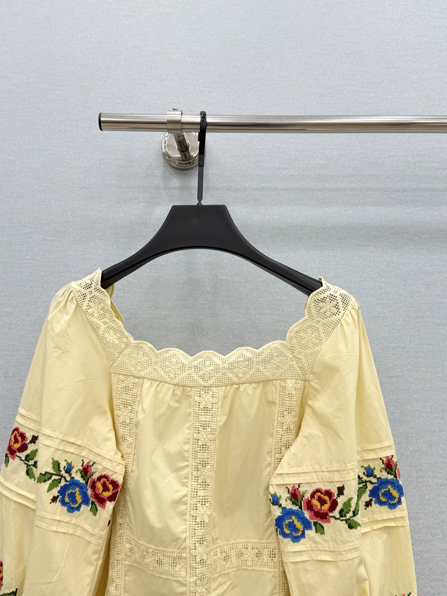 🛒𝐍𝐄𝐖 · 𝟐𝟎𝟐6/爆款现货原单品质  小众*｜2026新品蕾丝拼接刺绣衬衫精致版型，高级肌理细腻 