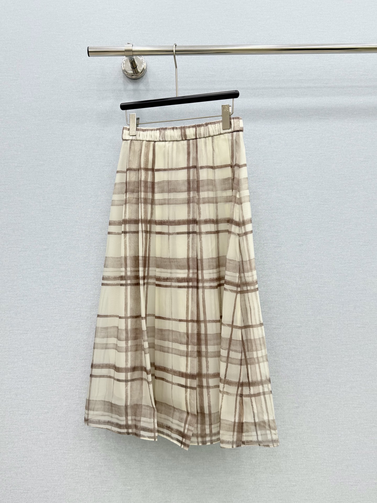 🛒𝐍𝐄𝐖 · 𝟐𝟎𝟐6/爆款现货原单品质  BC｜26经典格纹极简风半裙老钱风极致穿搭最新系列单品 强烈
