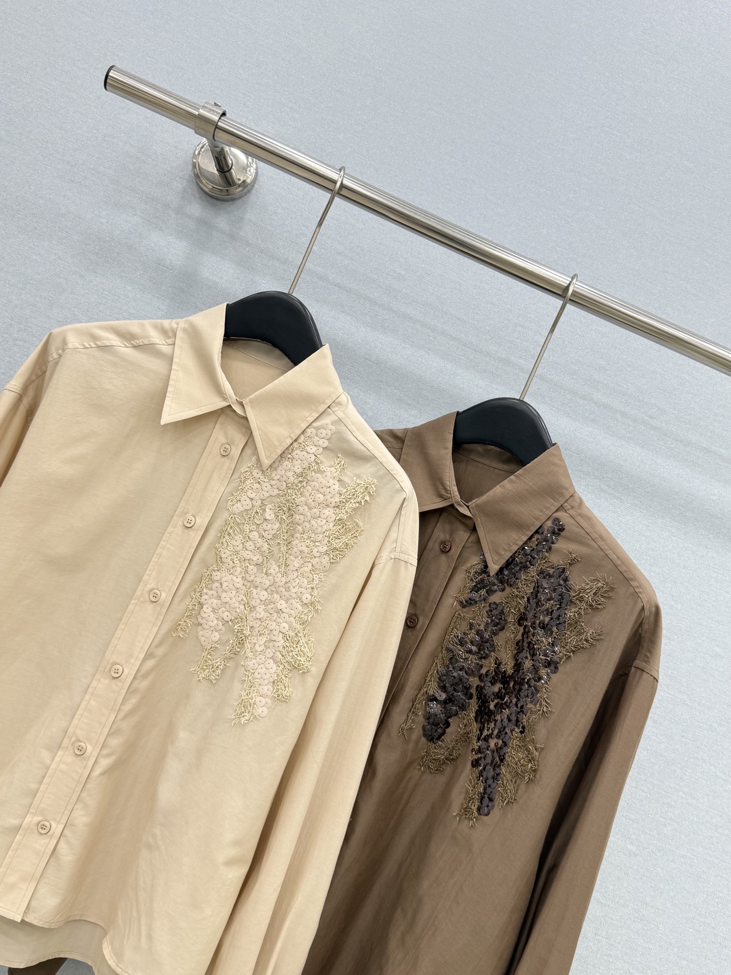 🛒𝐍𝐄𝐖 · 𝟐𝟎𝟐6/爆款现货【原版定制】BC｜2026新品订染重工刺绣丝棉休闲衬衫 定制YB 20%