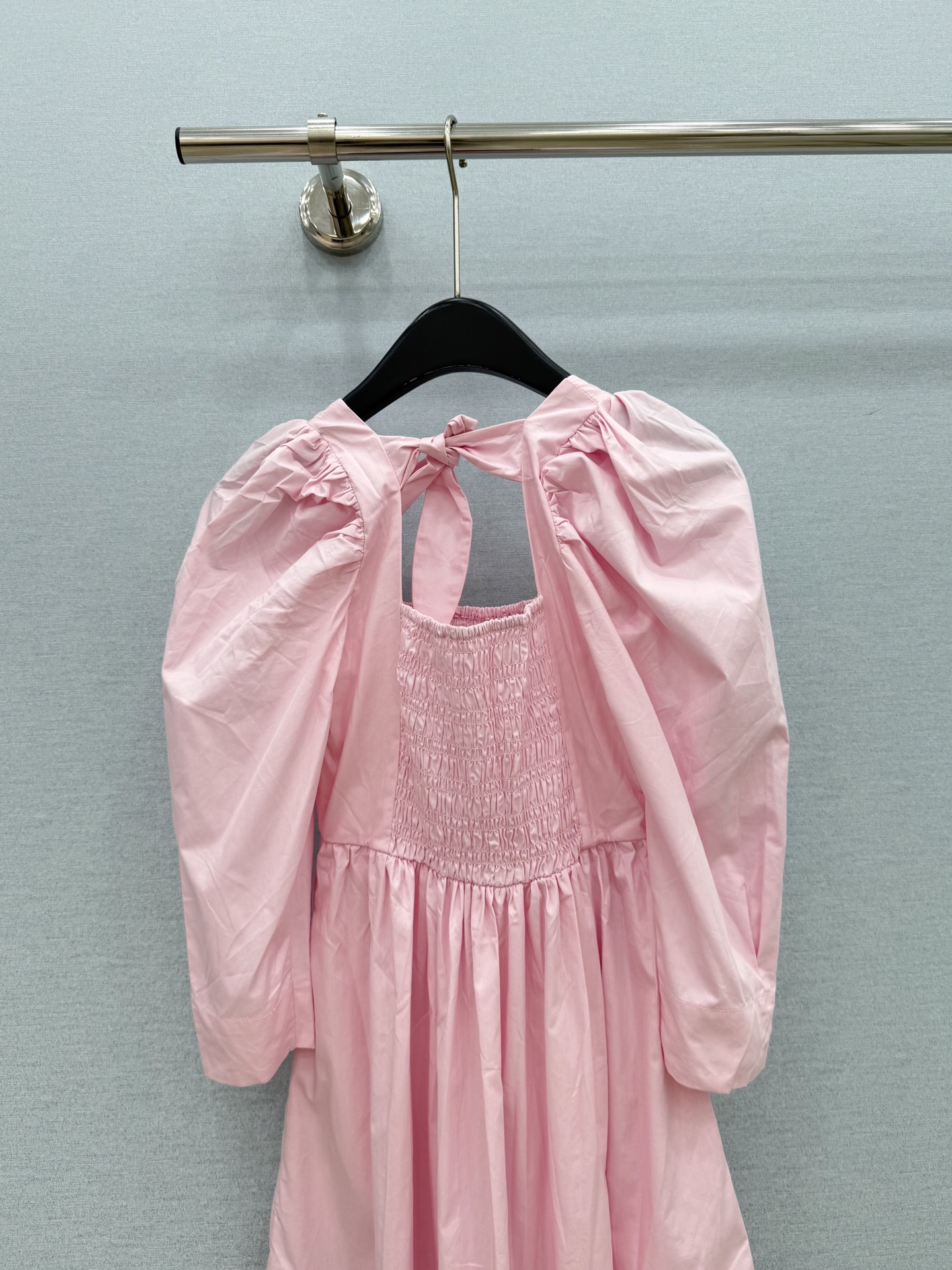🛒𝐍𝐄𝐖 · 𝟐𝟎𝟐6/爆款现货原单品质  小众*｜2026新品打揽泡泡袖连衣裙高端设计 高级肌理细腻 
