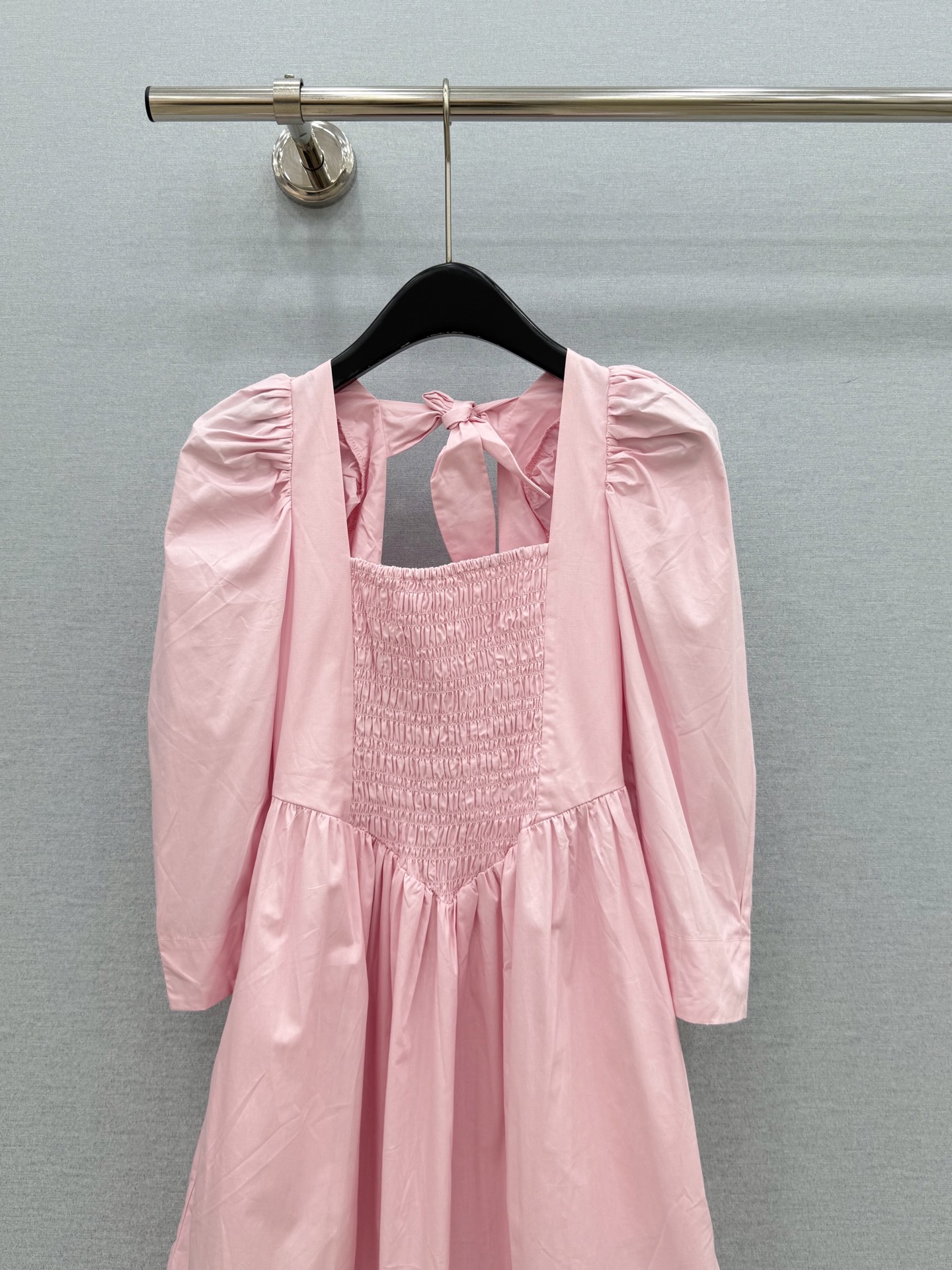 🛒𝐍𝐄𝐖 · 𝟐𝟎𝟐6/爆款现货原单品质  小众*｜2026新品打揽泡泡袖连衣裙高端设计 高级肌理细腻 
