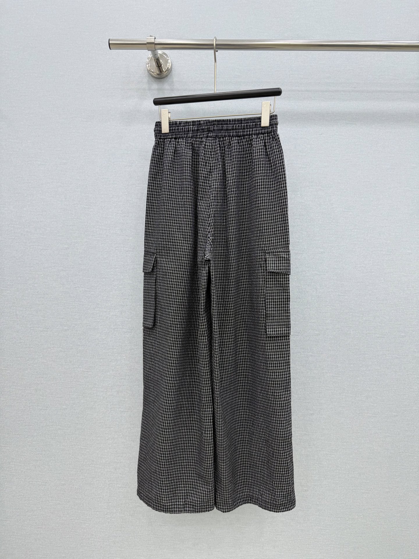🛒𝐍𝐄𝐖 · 𝟐𝟎𝟐6/爆款现货原单品质  小众*｜2026新品工装式格纹休闲裤常规设计  经典高级肌理