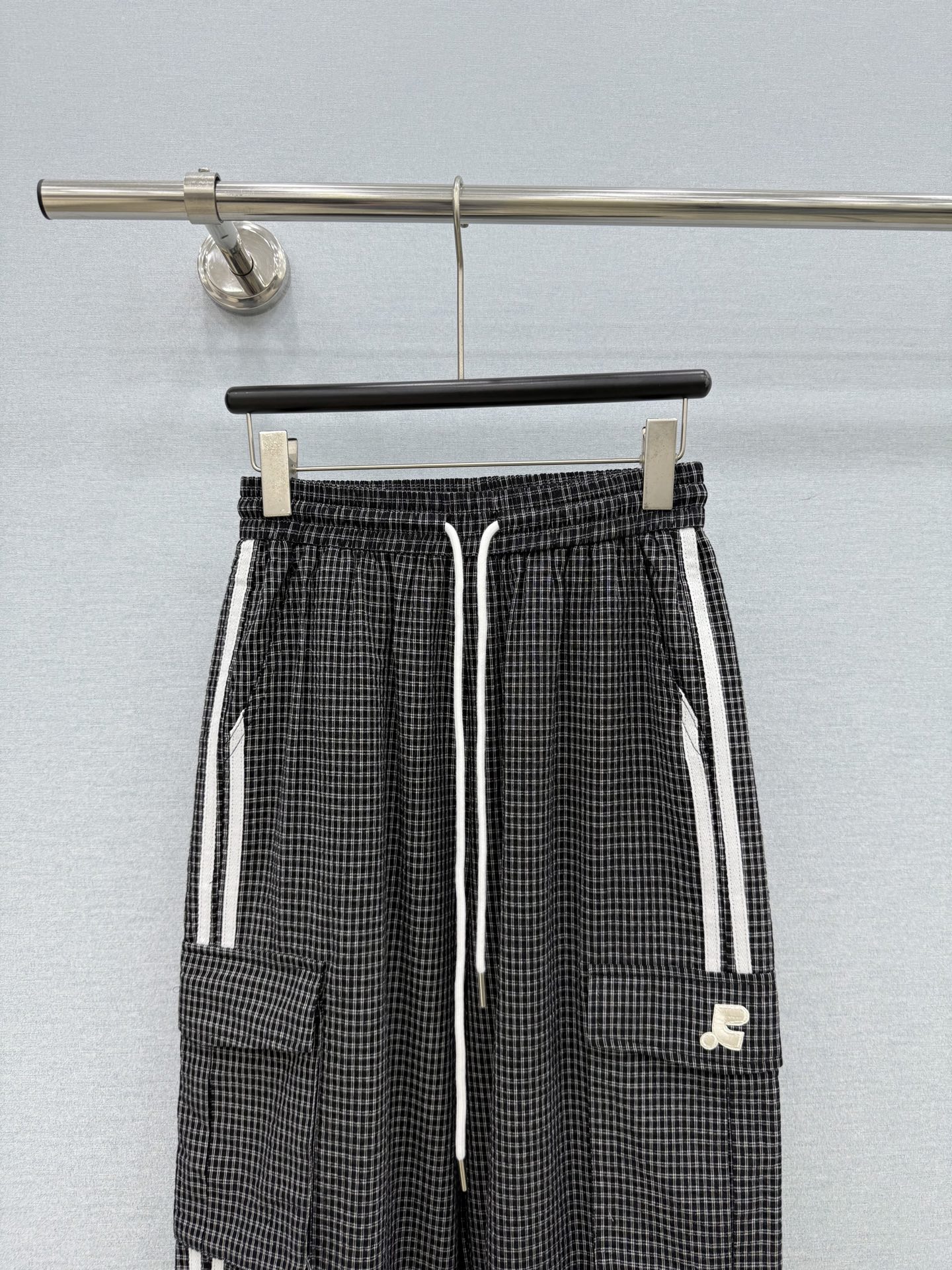 🛒𝐍𝐄𝐖 · 𝟐𝟎𝟐6/爆款现货原单品质  小众*｜2026新品工装式格纹休闲裤常规设计  经典高级肌理