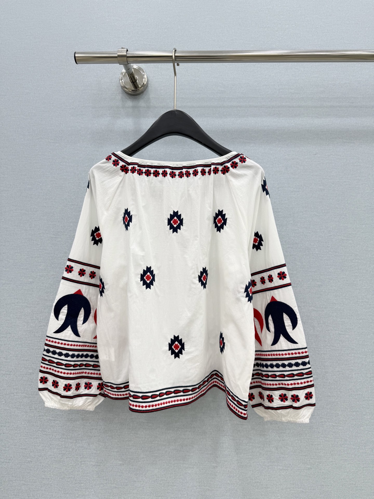🛒𝐍𝐄𝐖 · 𝟐𝟎𝟐6/爆款现货原单品质  小众*｜2026新品波西米亚风刺绣衬衫精致版型，高级肌理细腻