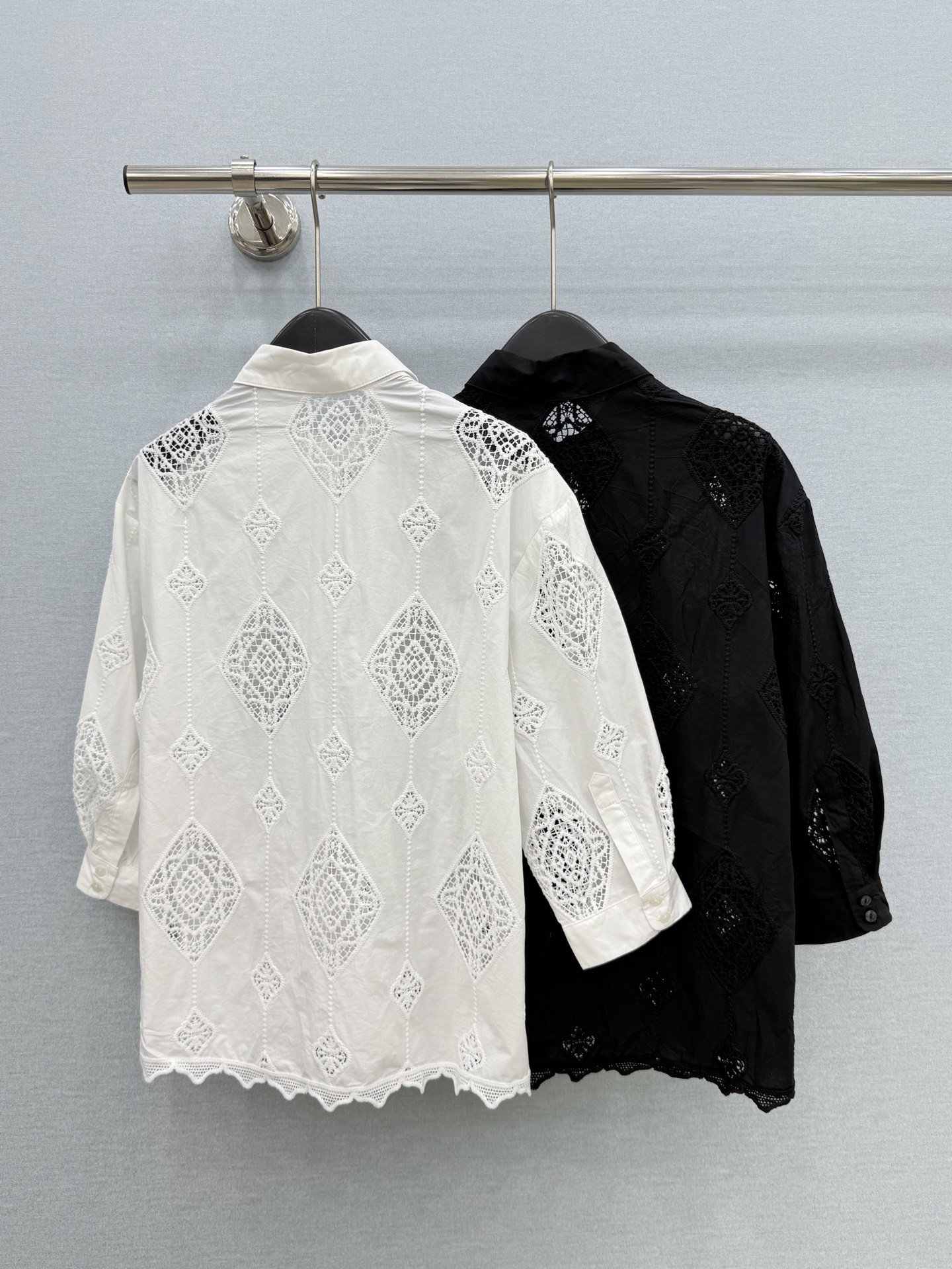 🛒𝐍𝐄𝐖 · 𝟐𝟎𝟐6/爆款现货原单品质  小众*｜2026新品水溶拼接菱格刺绣衬衫 系列款精致版型，高