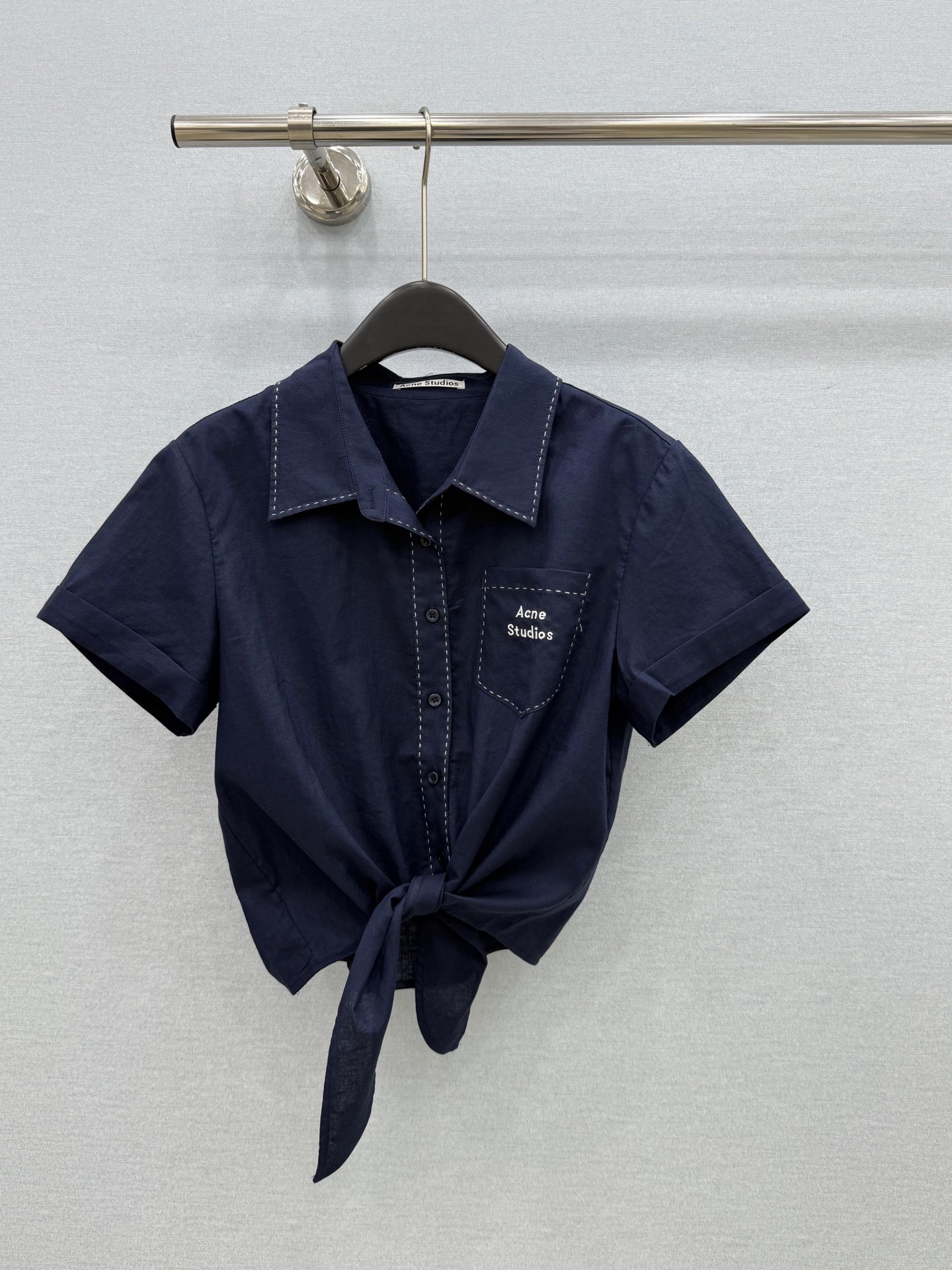 🛒𝐍𝐄𝐖 · 𝟐𝟎𝟐6/爆款现货原单品质   Acn*｜2026新品撞色刺绣系带棉麻衬衫精致版型，高级肌