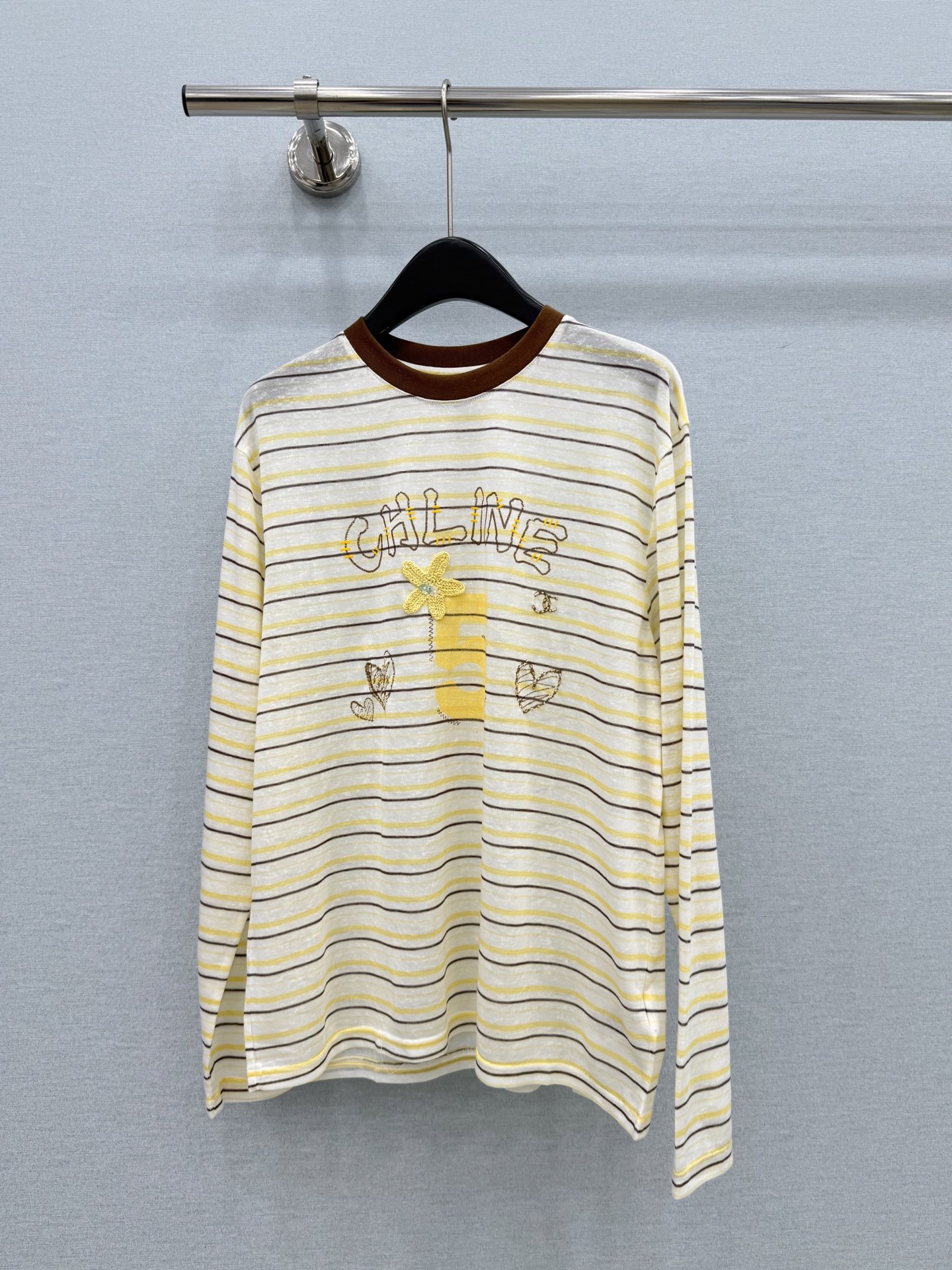 🛒𝐍𝐄𝐖 · 𝟐𝟎𝟐6/爆款现货【春夏上新】 设计师小众｜2026新款印花立体手工防晒长袖罩衫高订面料，