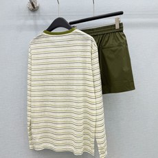 🛒𝐍𝐄𝐖 · 𝟐𝟎𝟐6/爆款现货【春夏上新】 设计师小众|2026新款印花立体手工防晒长袖罩衫➕短裤套装 🛒𝐍𝐄𝐖 · 𝟐𝟎𝟐6/爆款现货【春夏上新】 设计师小众|2026新款印花立体手工防晒长袖罩衫➕短裤套装