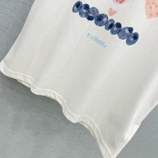 🛒𝐍𝐄𝐖 · 𝟐𝟎𝟐6/爆款现货原单品质 小众|26新品手工工艺短袖T恤精致版型上身巨显瘦!定制最新工 🛒𝐍𝐄𝐖 · 𝟐𝟎𝟐6/爆款现货原单品质 小众|26新品手工工艺短袖T恤精致版型上身巨显瘦!定制最新工